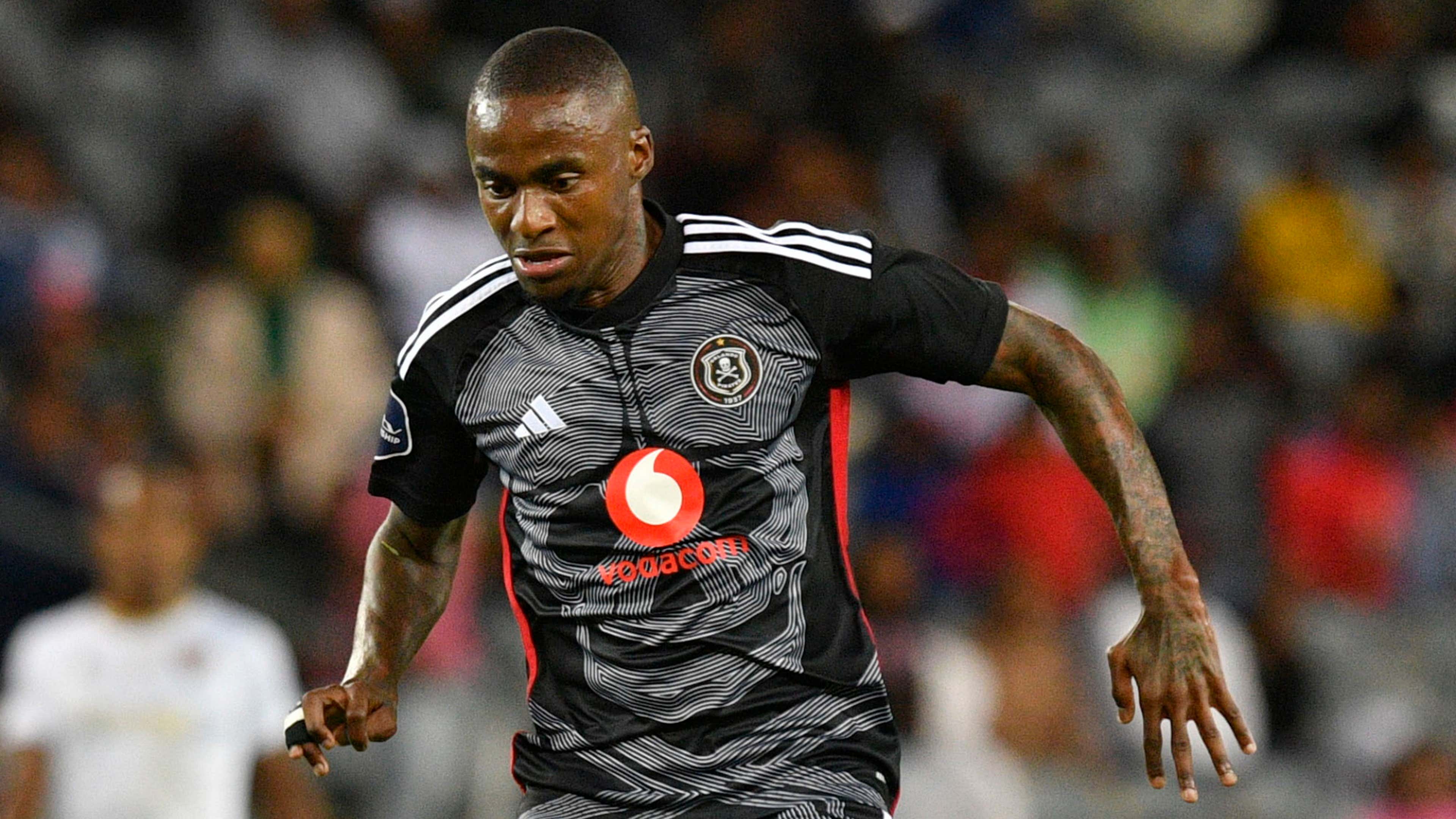 Thembinkosi Lorch: Fan-favourite dumps Orlando Pirates for Mamelodi  Sundowns | Goal.com South Africa