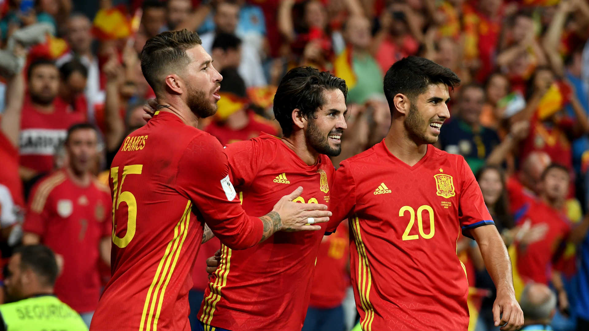 シャビ＆イニエスタ超えなるか...スペイン代表の未来を担うイスコとアセンシオ | Goal.com 日本