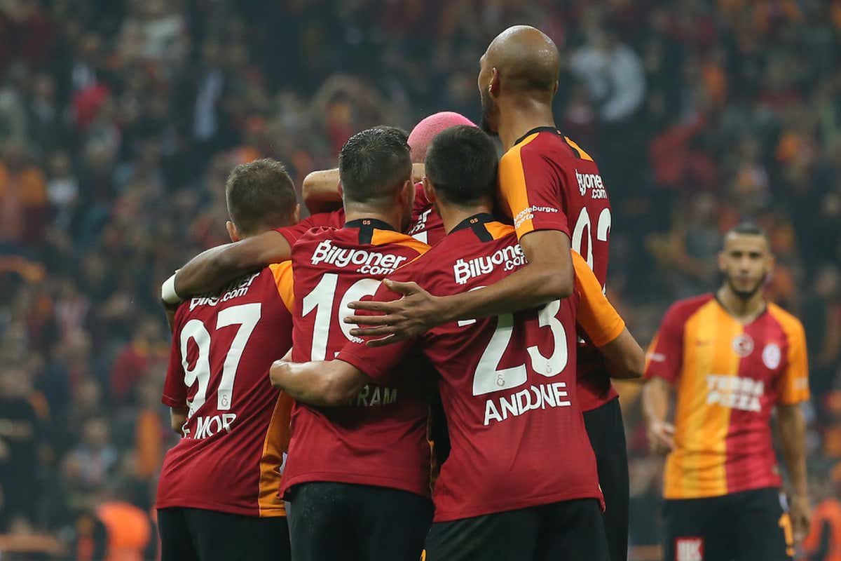 ¿Dónde está el equipo de Galatasaray?