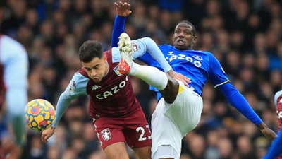 Coutinho, Abdoulaye Doucoure, Everton vs Aston Villa 2021-22