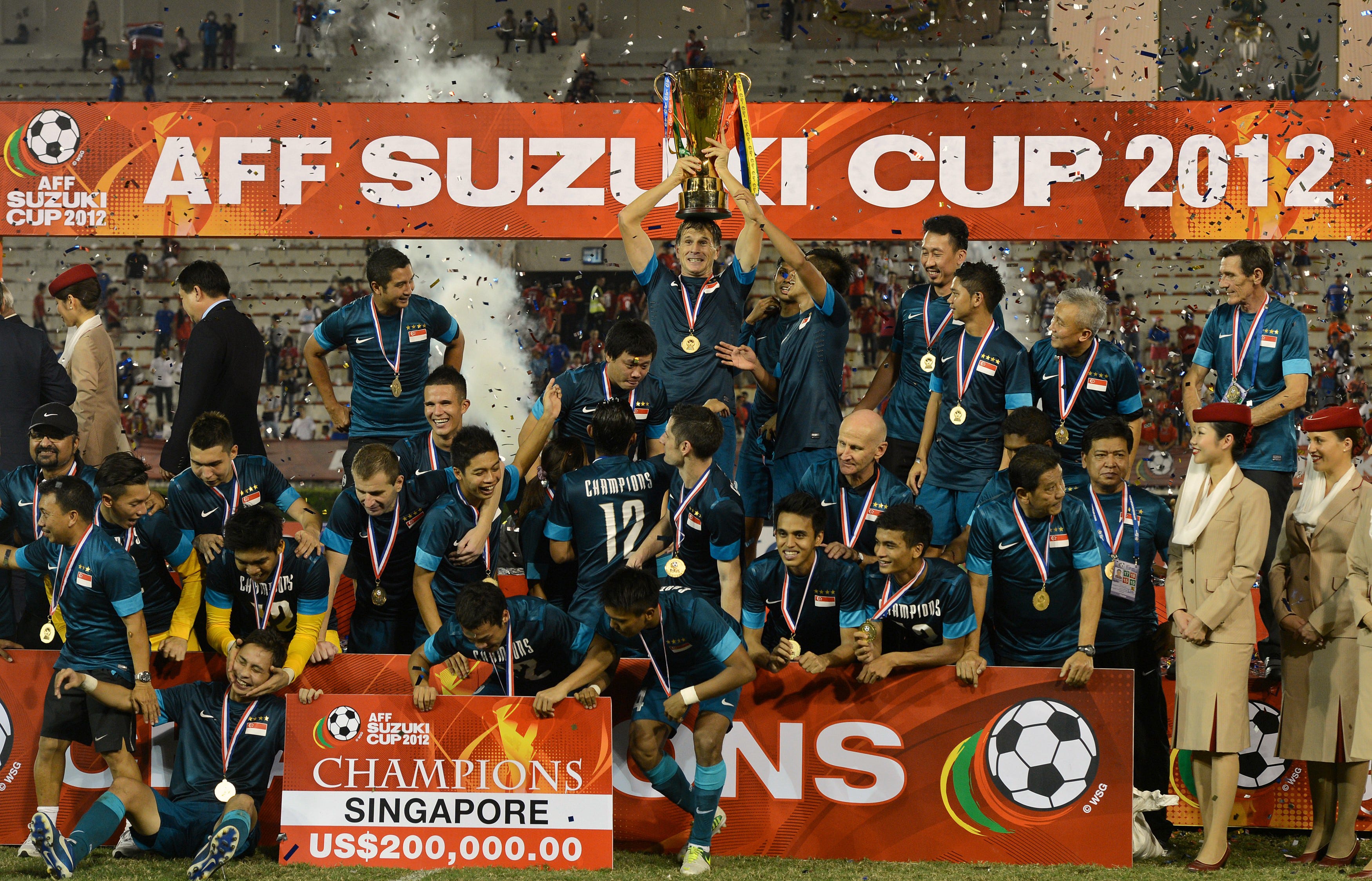 Singapore celebrating their 2012 AFF Cup title