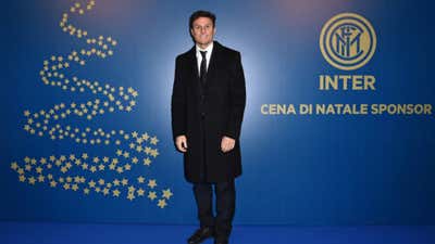 El vicepresidente Javier Zanetti no podía pasa inadvertido
