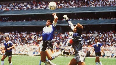 Diego Maradona Peter Shilton Argentina England 1986 World Cup