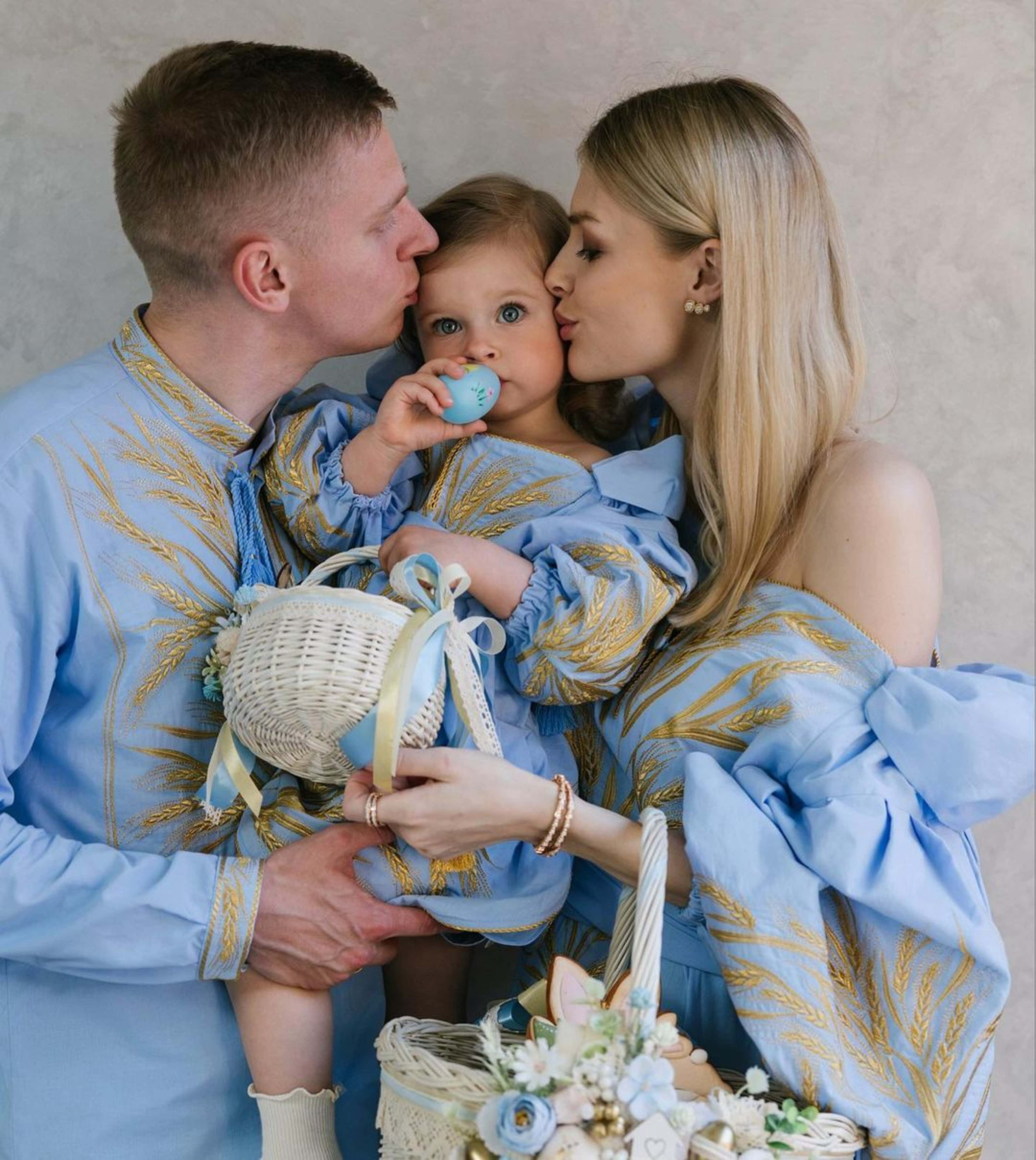 Zinchenko with baby (Only embed) 