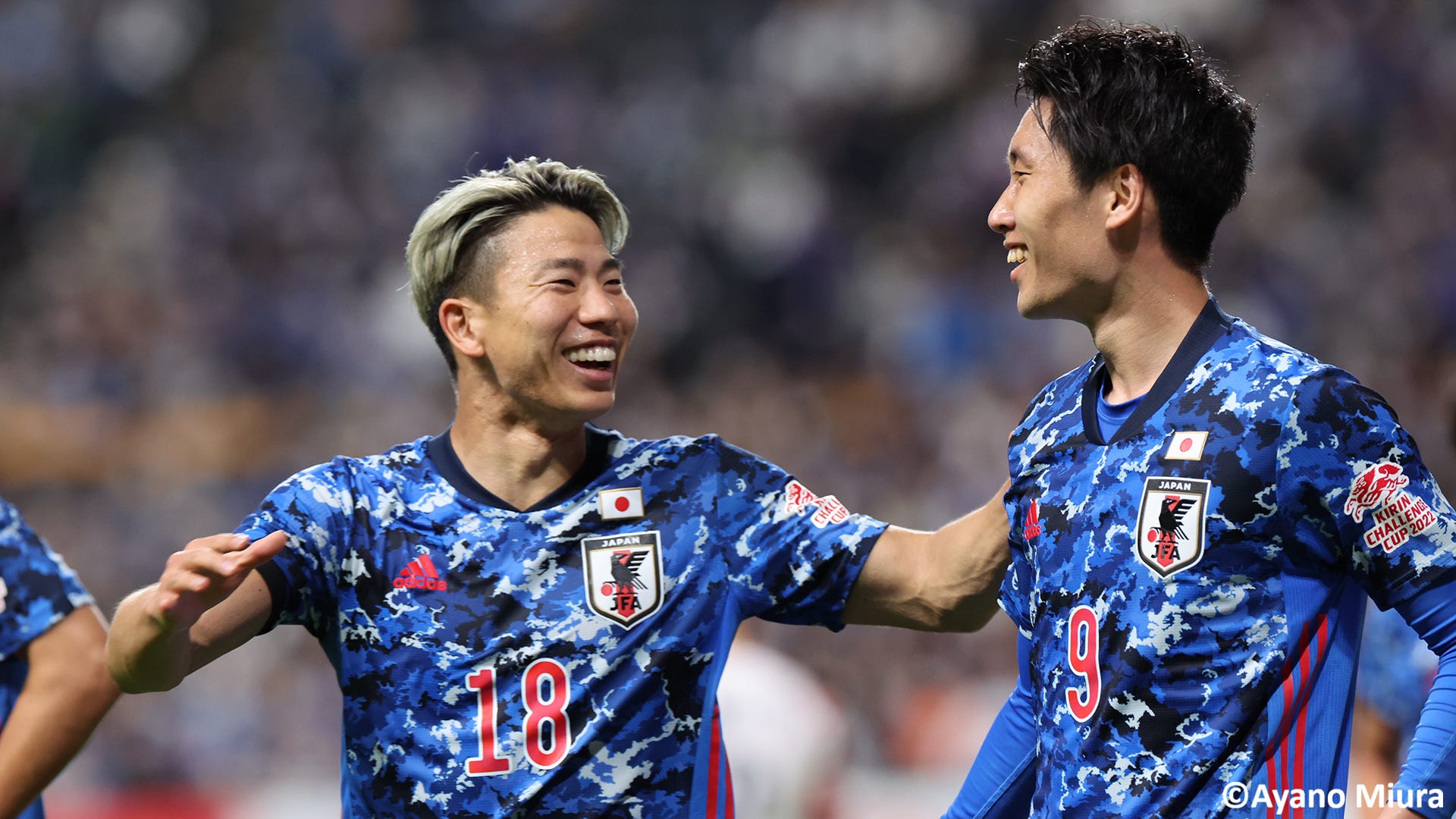 サッカー日本代表 浅野拓磨はパラグアイ戦でジレンマ飲み込み二兎を得た Goal Com 日本