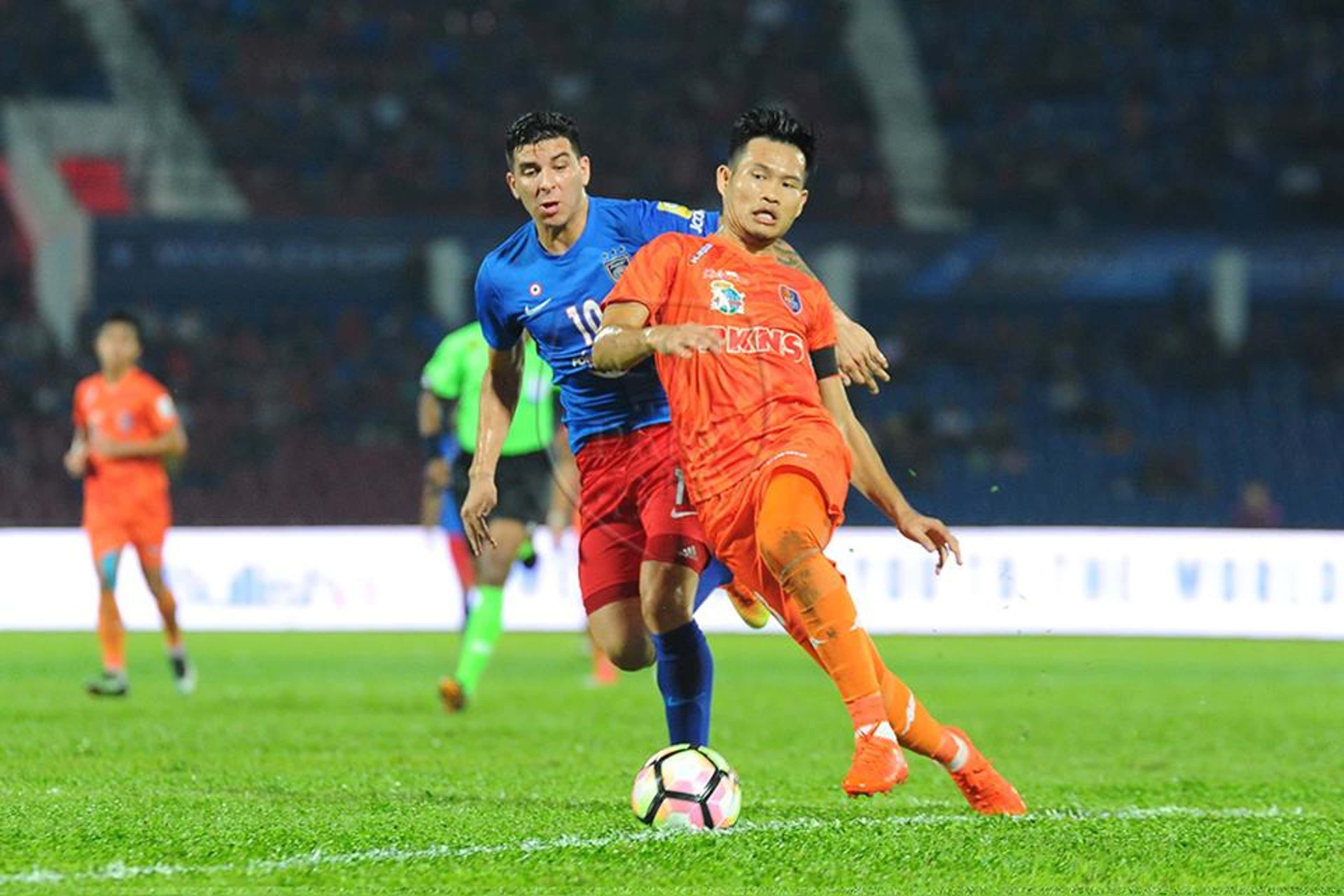 Fauzan Dzulkifli PKNS Brian Ferreira Johor Darul Ta'zim Malaysia Super League 15042017
