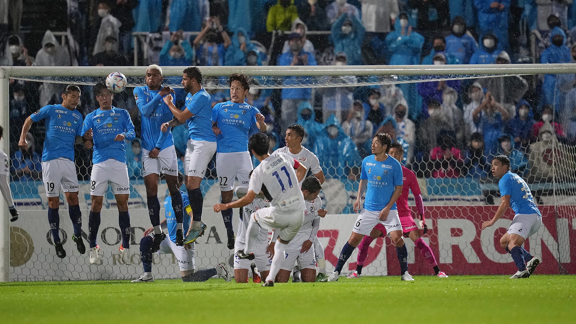 横浜fcの昇格を下平監督率いる大分トリニータが阻止 Jリーグ Goal Com 日本