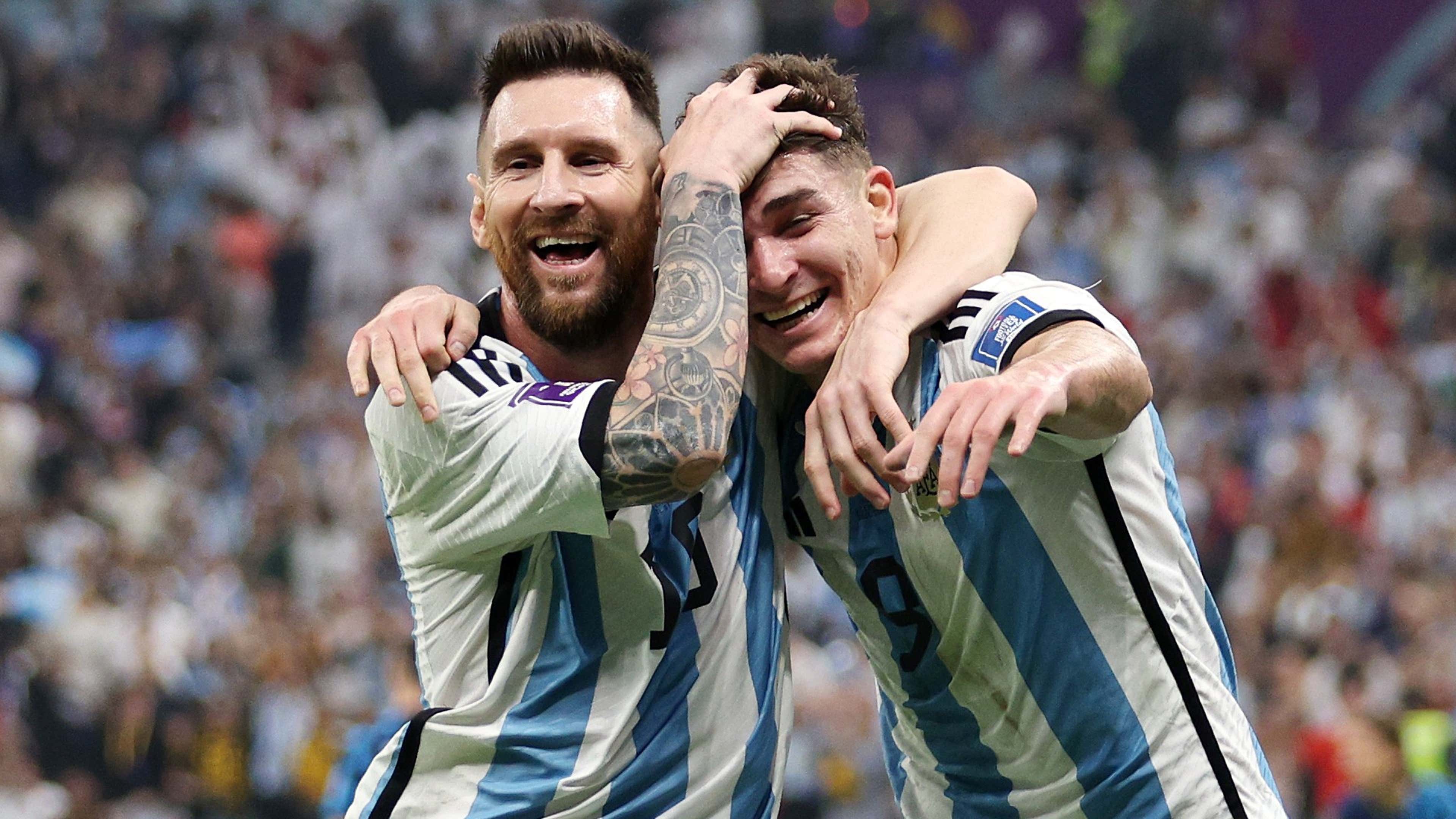 Lionel Messi Julian Alvarez Argentina 2022 World Cup
