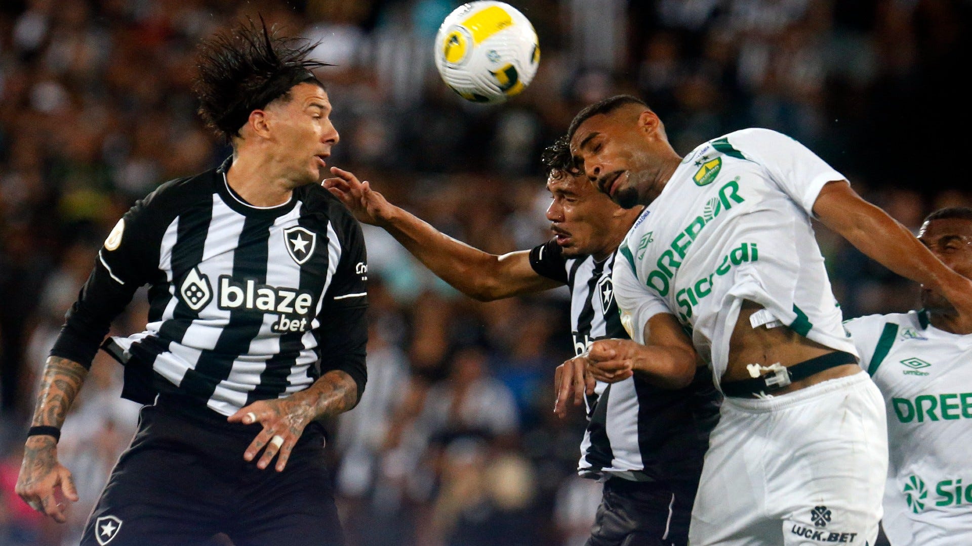 Cuesta Botafogo Cuiabá Brasileirão 01 11 2022