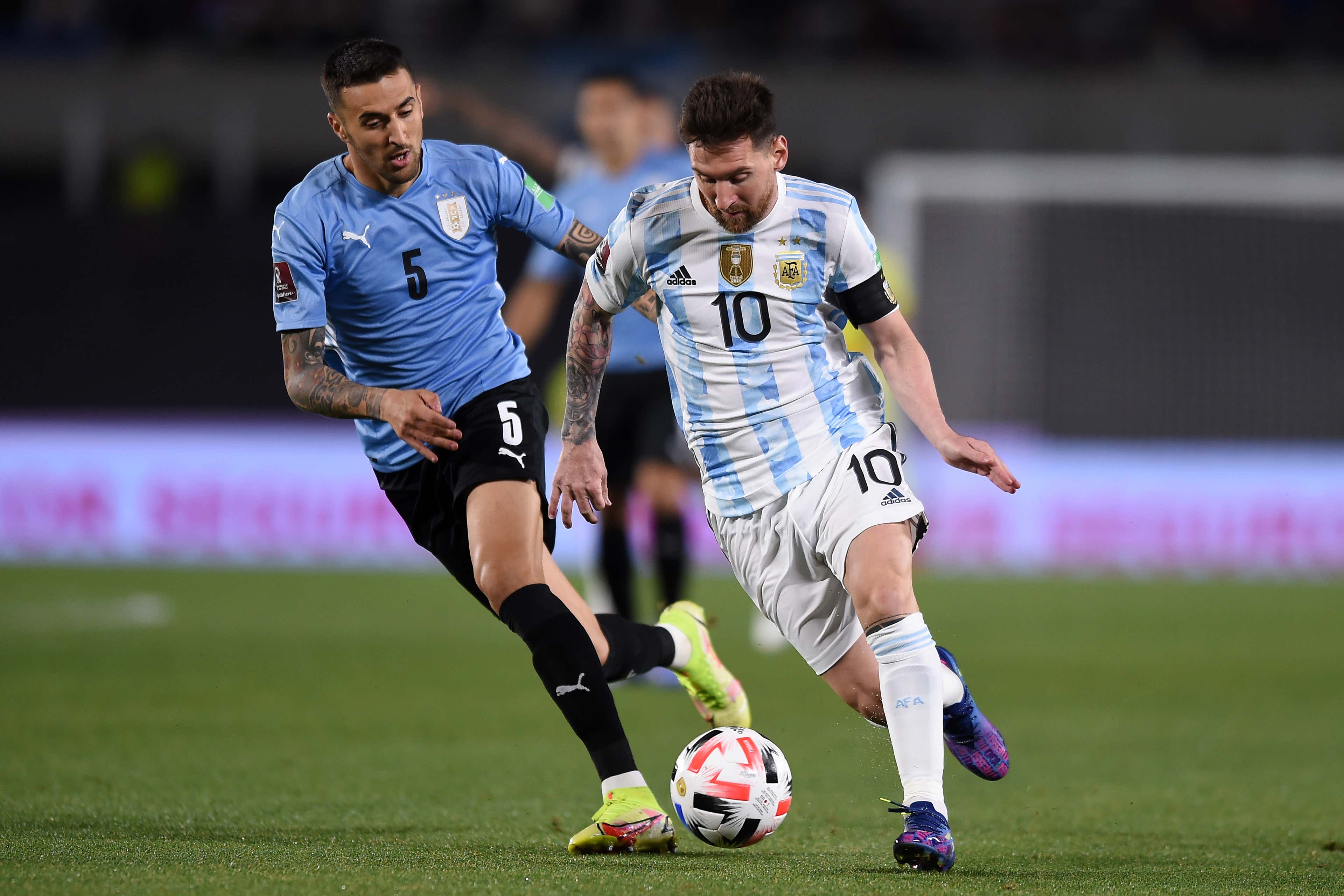 Uruguay vs Argentina, EN VIVO ONLINE por las Eliminatorias Sudamericanas:  dónde y cómo verlo | Goal.com Colombia