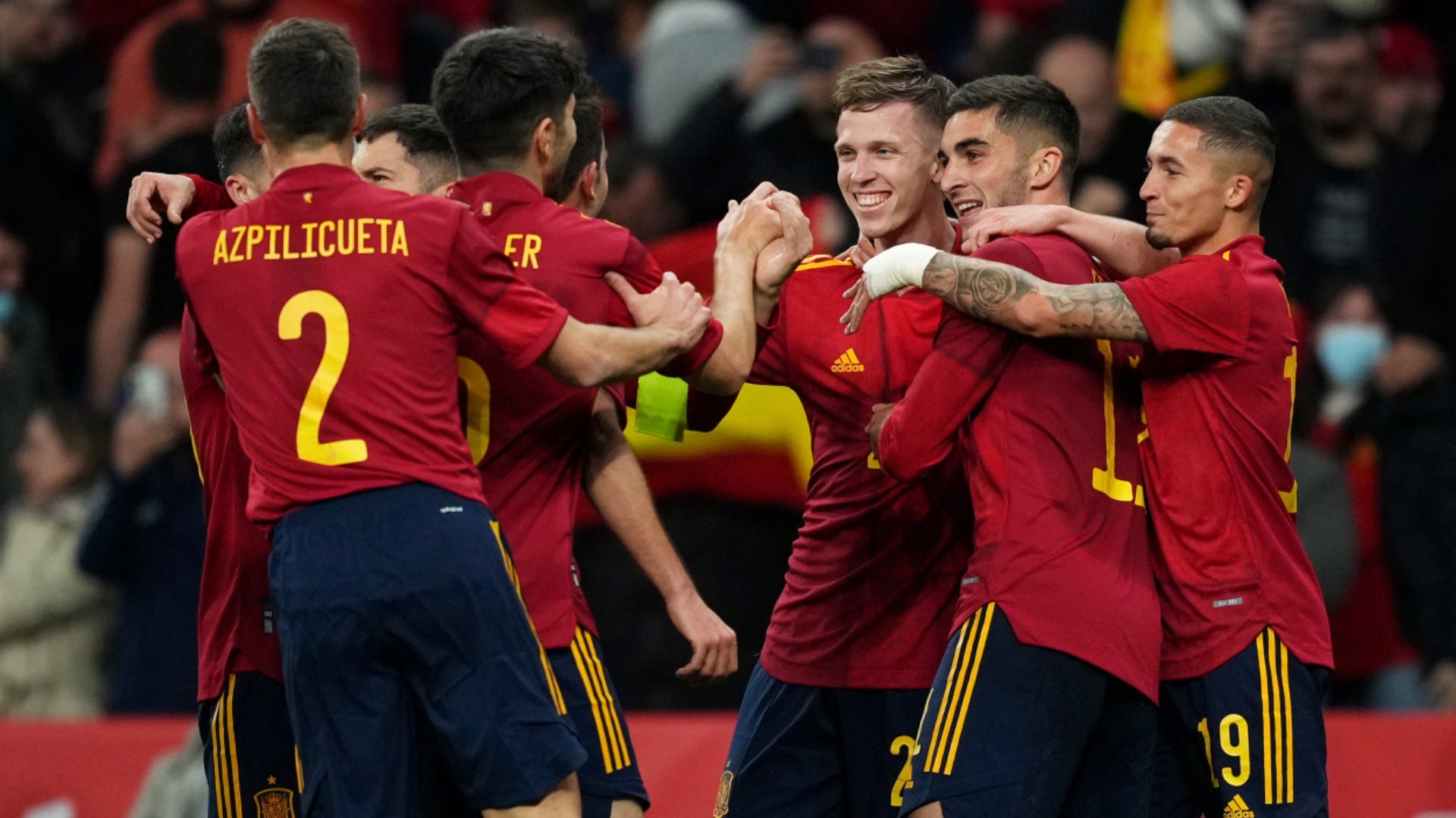 Spain celebrate 2022