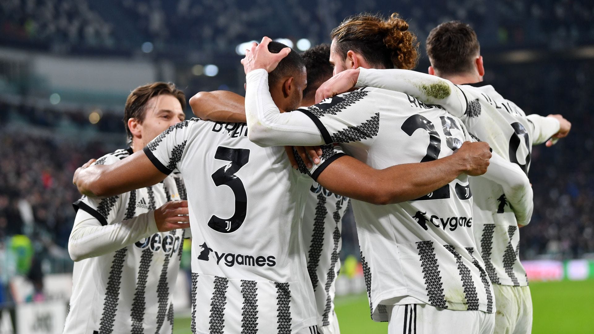 Juventus players celebrating Juventus Lazio Coppa Italia