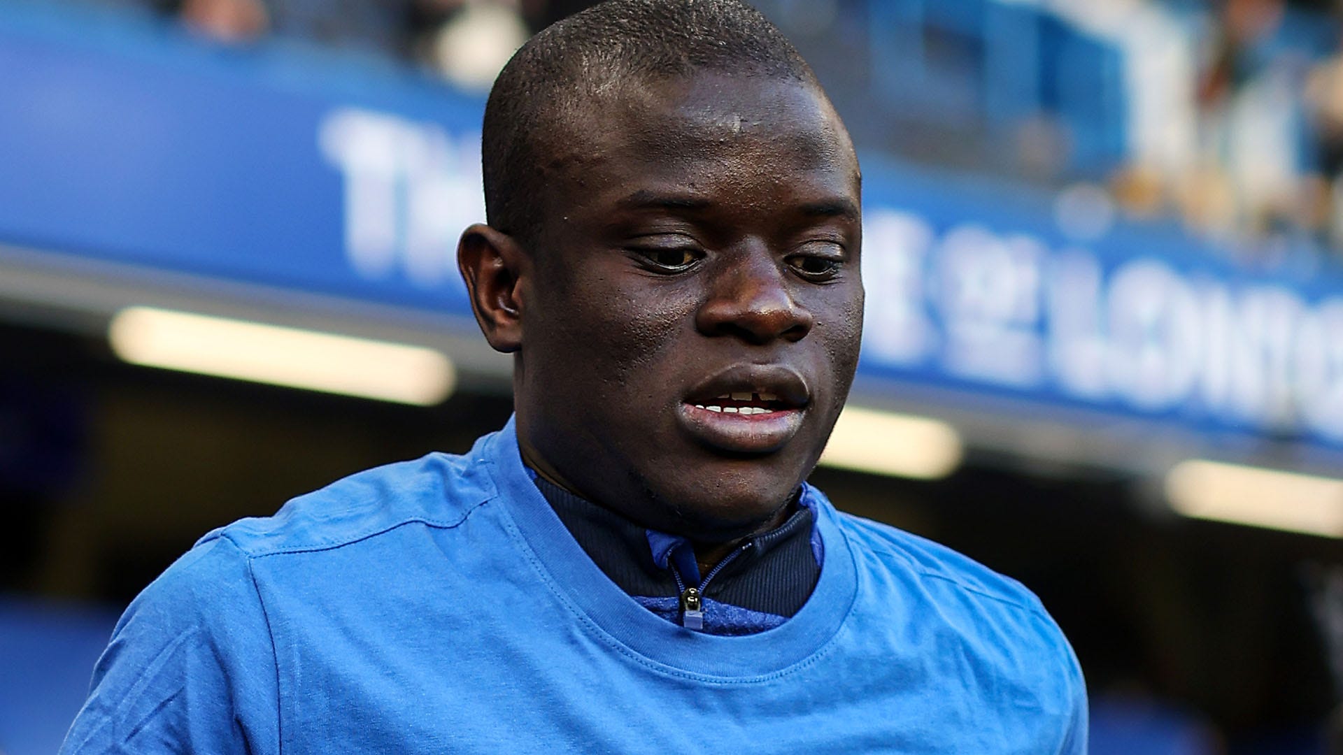 N'Golo Kante Chelsea warm-up 2022-23