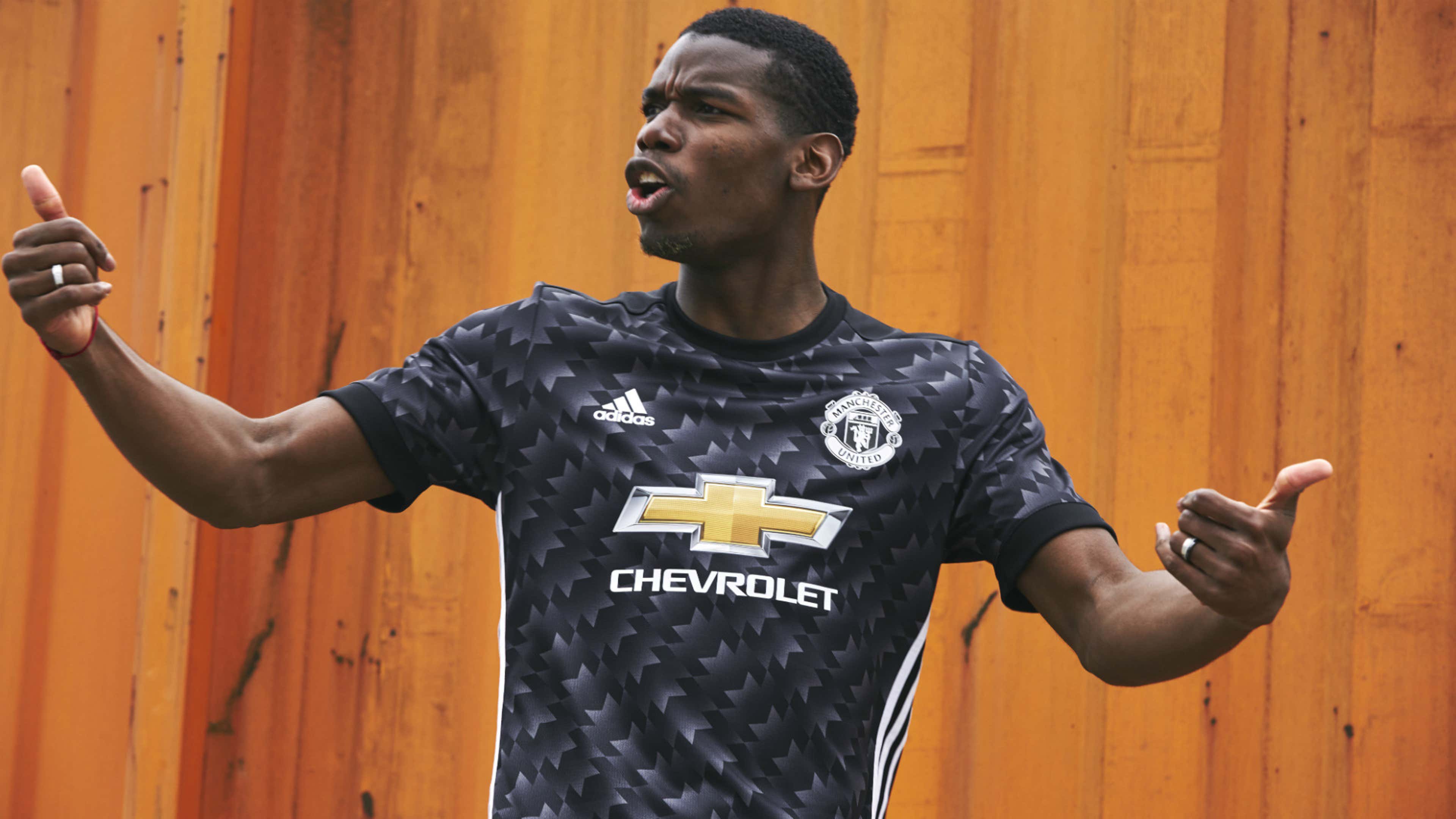 klodset laver mad Automatisering Man Utd kit: All the new Red Devils jerseys for the 2017-18 season |  Goal.com South Africa
