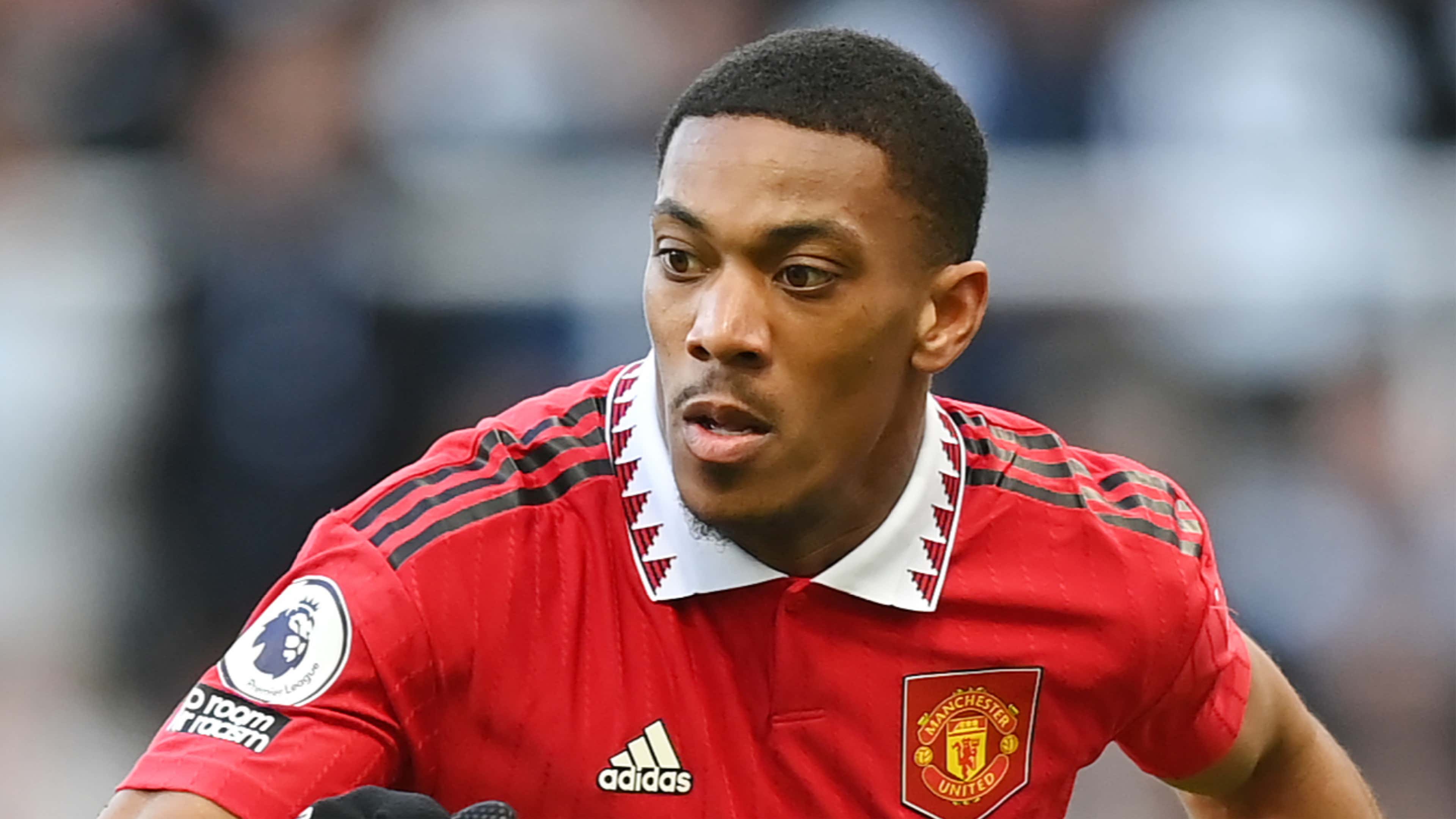 Erik ten Hag explains why Anthony Martial didn't start for Man Utd after  Wout Weghorst was dropped against Brentford | Goal.com
