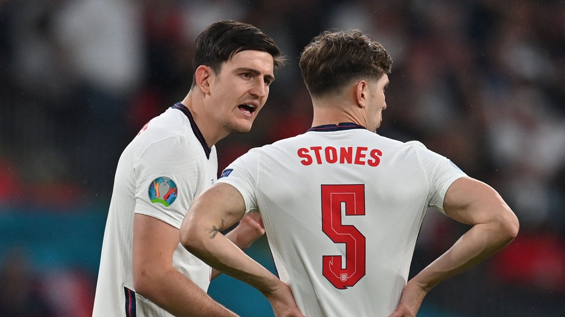 Harry Maguire John Stones oo u soo xushay England Italy Euro 2020