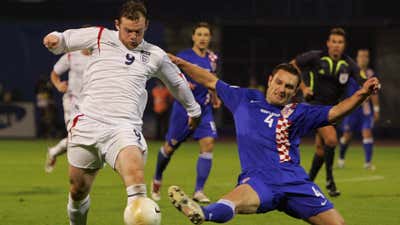robert kovac wayne rooney - croatia england - euro 2008 qualifier - 11102006