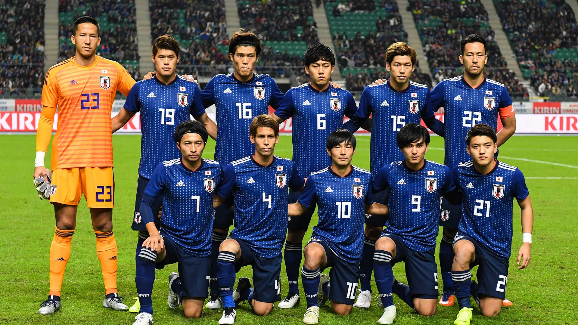 18年のサムライブルー 漢字一文字で表すなら 日本代表の現場記者が森保ジャパンを本音で語る Goal Com 日本