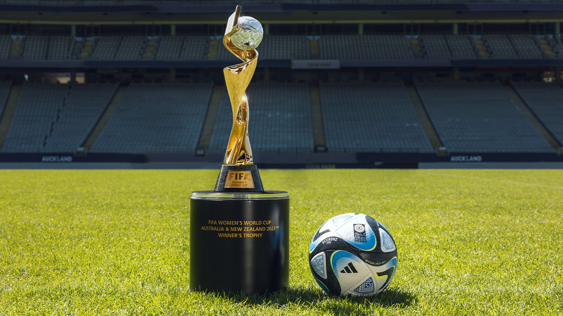 Bola da Copa feminina ganha novo visual para jogo da final; veja