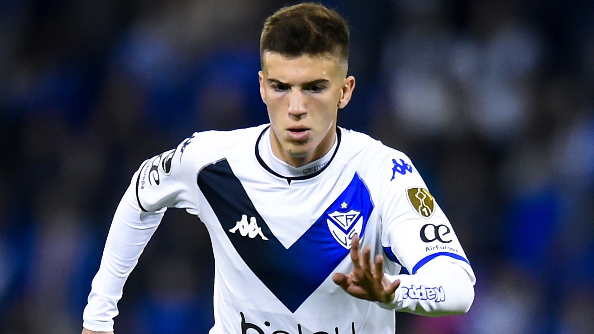 Manchester City confirm signing of Velez Sarsfield wonderkid Maximo Perrone | Goal.com