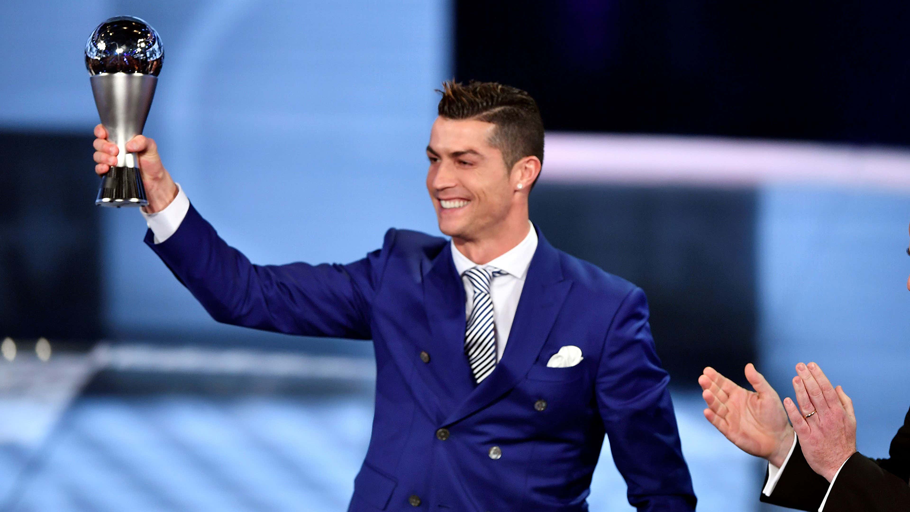 Cristiano Ronaldo ganha prêmio de melhor jogador do ano da Fifa