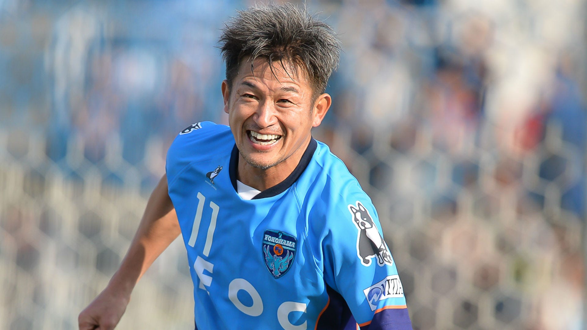 横浜FC、現役最年長50歳・三浦知良と契約更新「どんな時もサッカーに 
