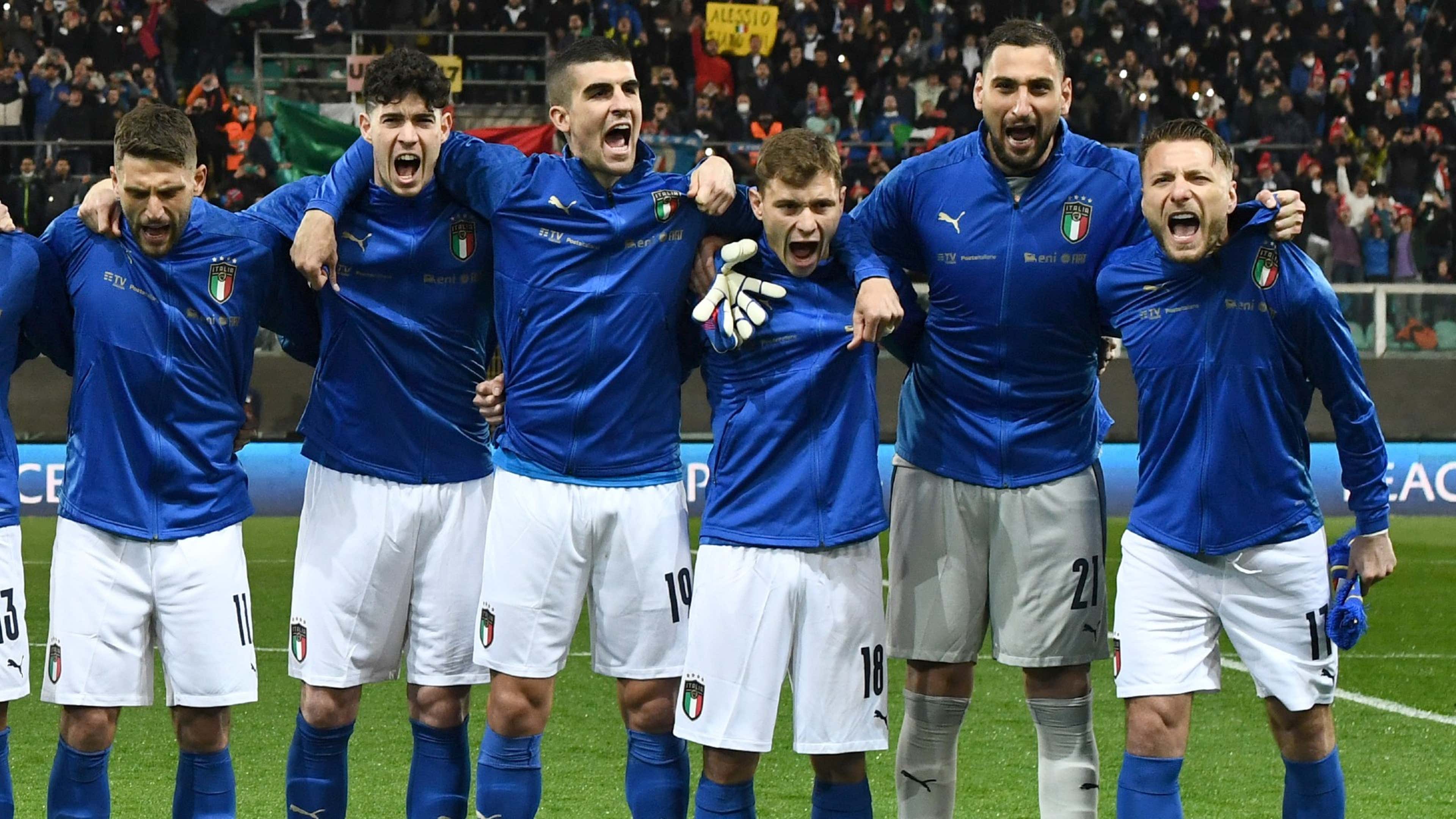 Футбол италия 1. Italy Football Team League. Сборная Италии по футболу 1968. Italian Football Team 2018. Italy Football Team 22/23.