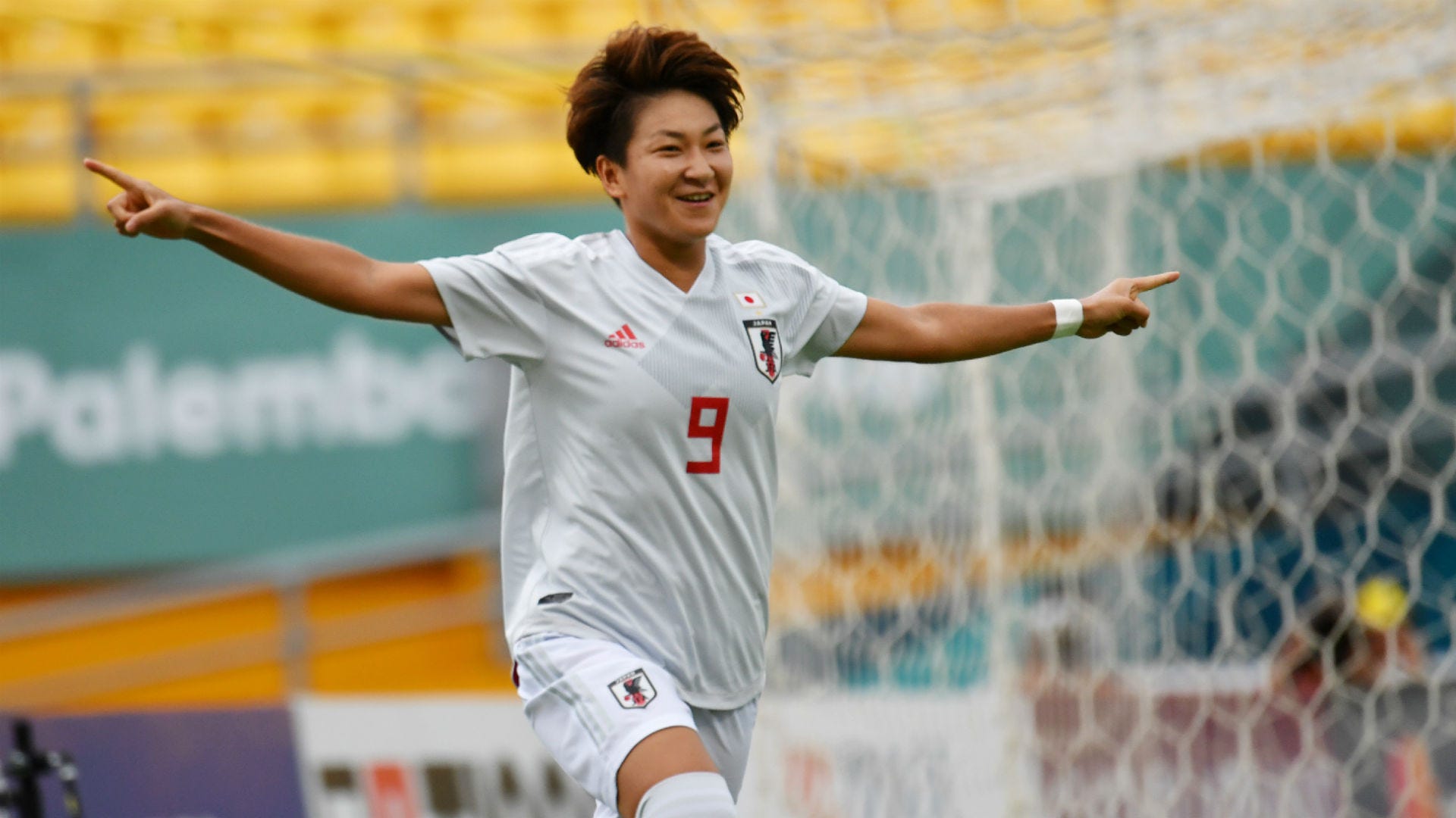 なでしこ4大会連続の決勝へ 韓国のオウンゴールで勝ち越し 2大会ぶりの女王を目指す アジア大会 Goal Com 日本