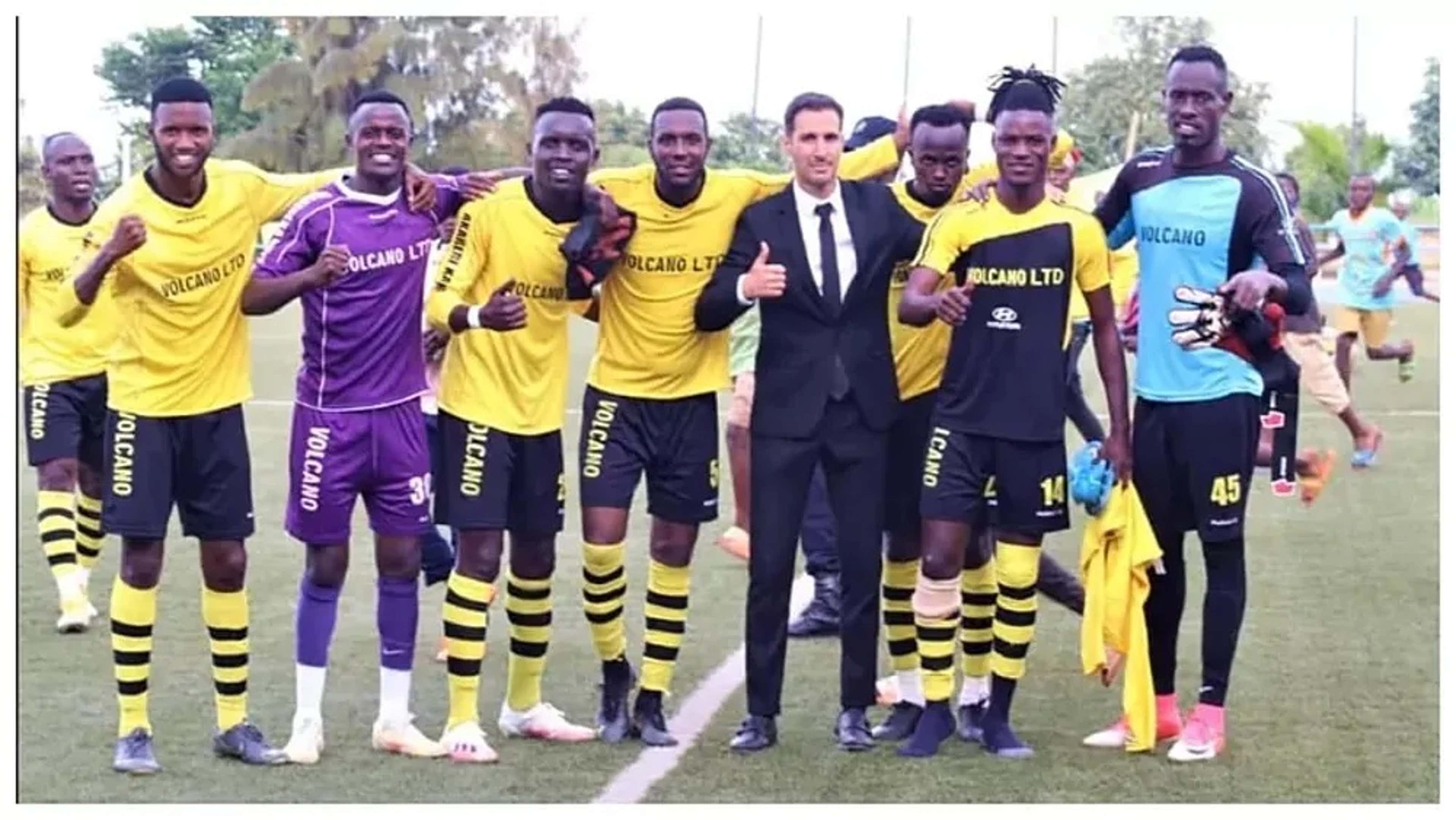 Tony Hernandez, qui a trouvé un poste d'entraîneur au Rwanda via Futboljobs, fait partie des candidats pour devenir sélectionneur de l'équipe nationale après avoir remporté la Super Coupe locale.