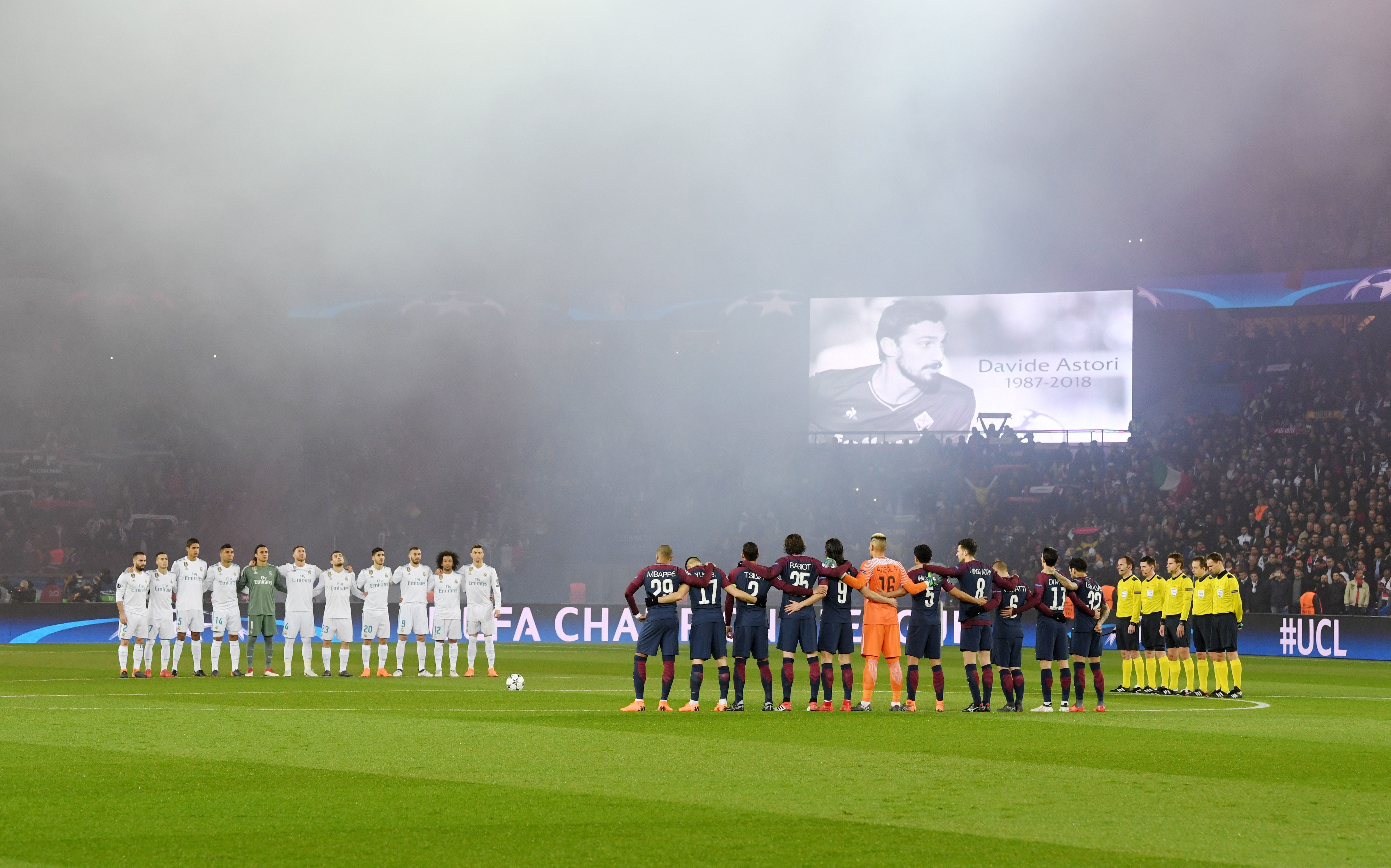 Davide Astori tribute PSG Real Madrid Champions League 06032018.jpg