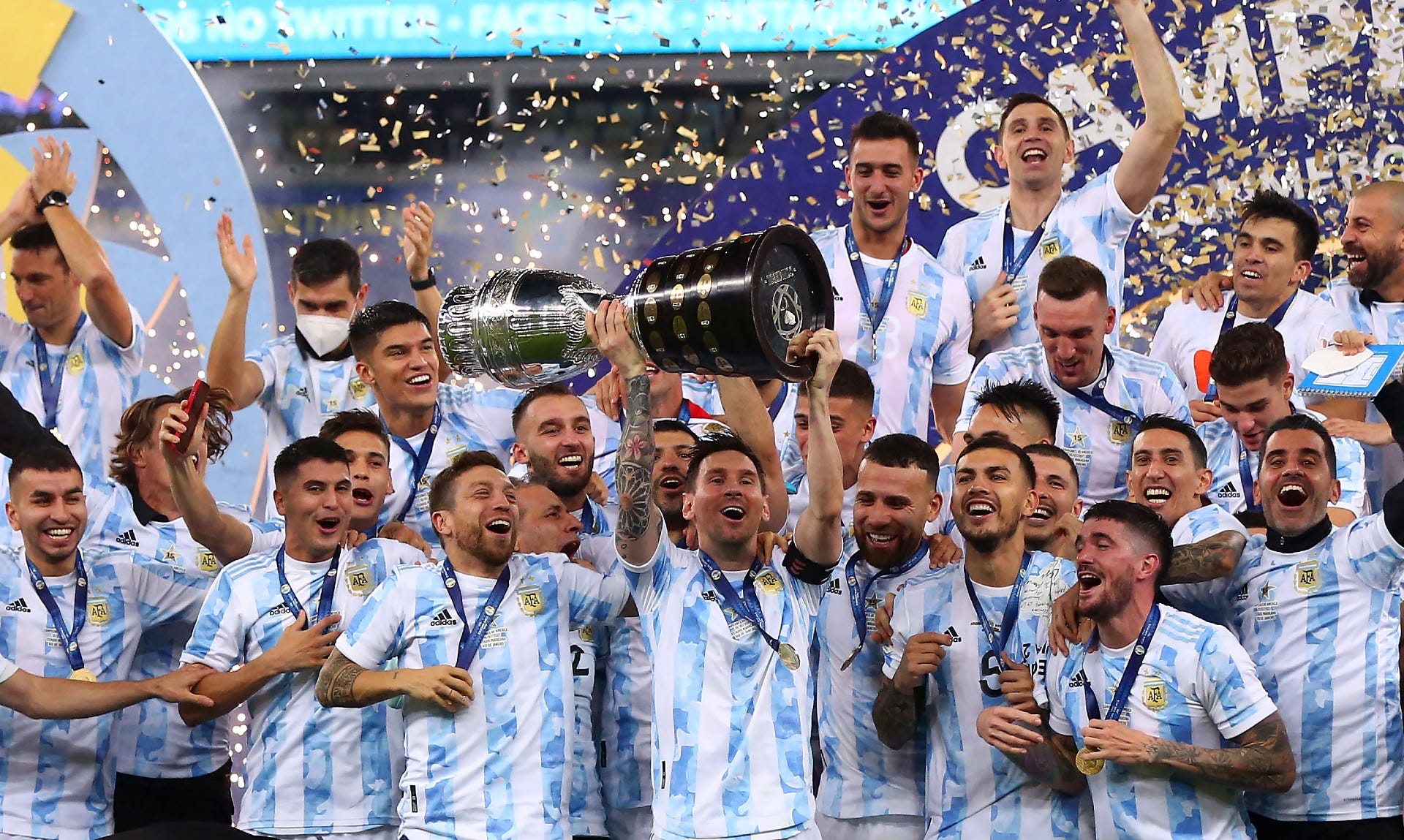 アルゼンチン代表コパアメリカ2021決勝 オーセンティックユニフォーム 