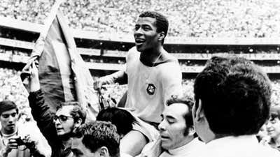 Jairzinho, Brazil, 1962 World Cup