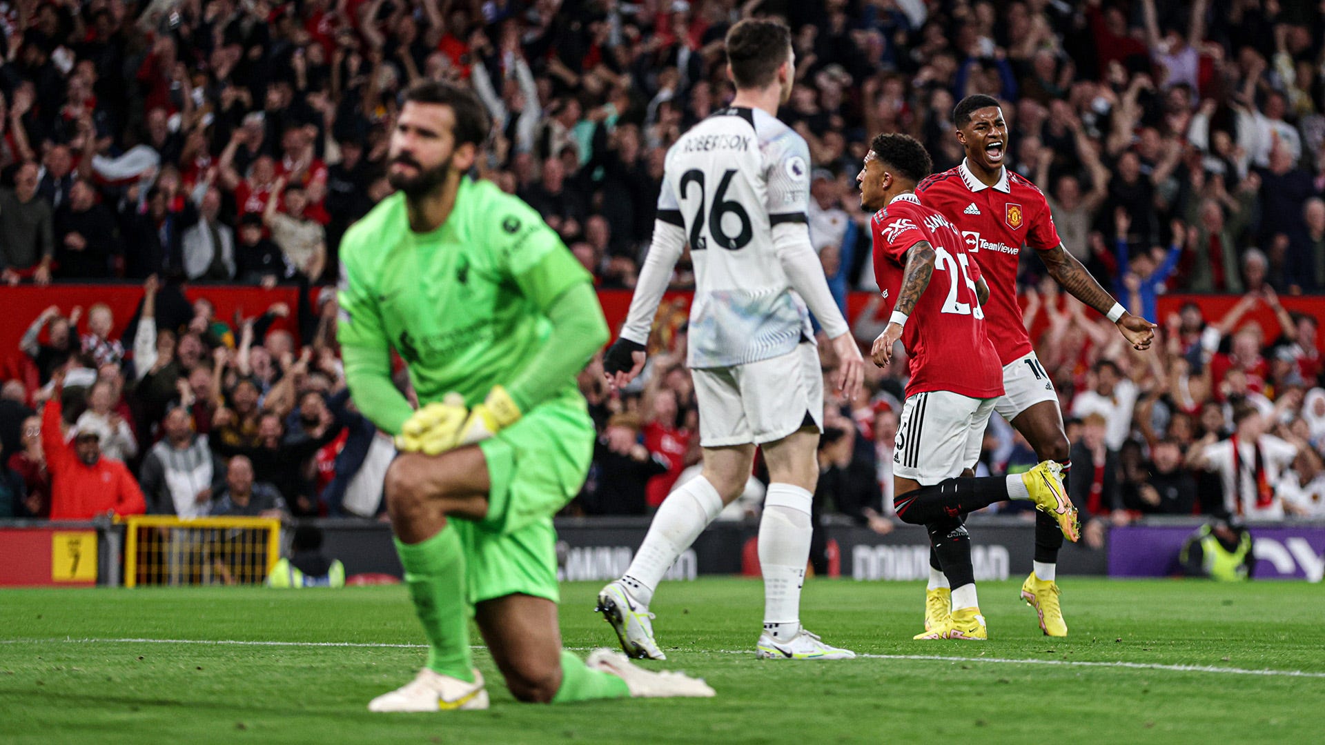 Liverpool winners, losers & ratings as Van Dijk and Alexander-Arnold flop  in Manchester United defeat | Goal.com Singapore