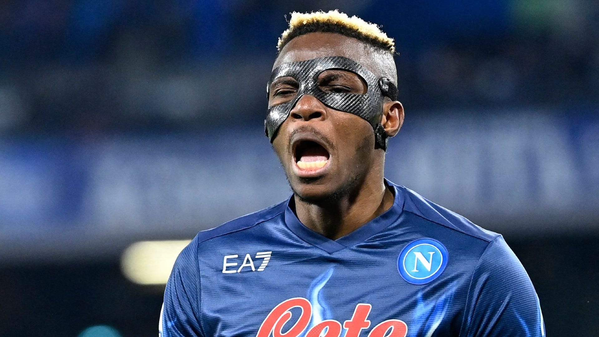 Why does Napoli star Victor Osimhen wear a mask? | Goal.com Cameroon
