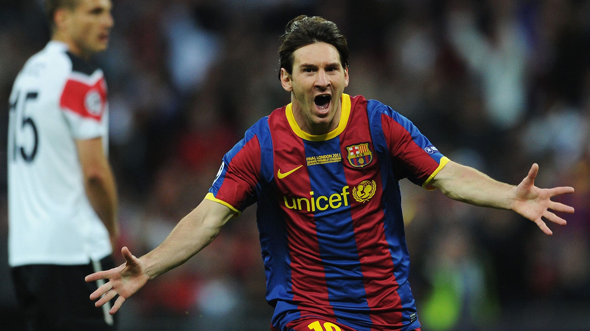 The explanation behind Lionel Messi's celebration at Louis van Gaal -  Football España