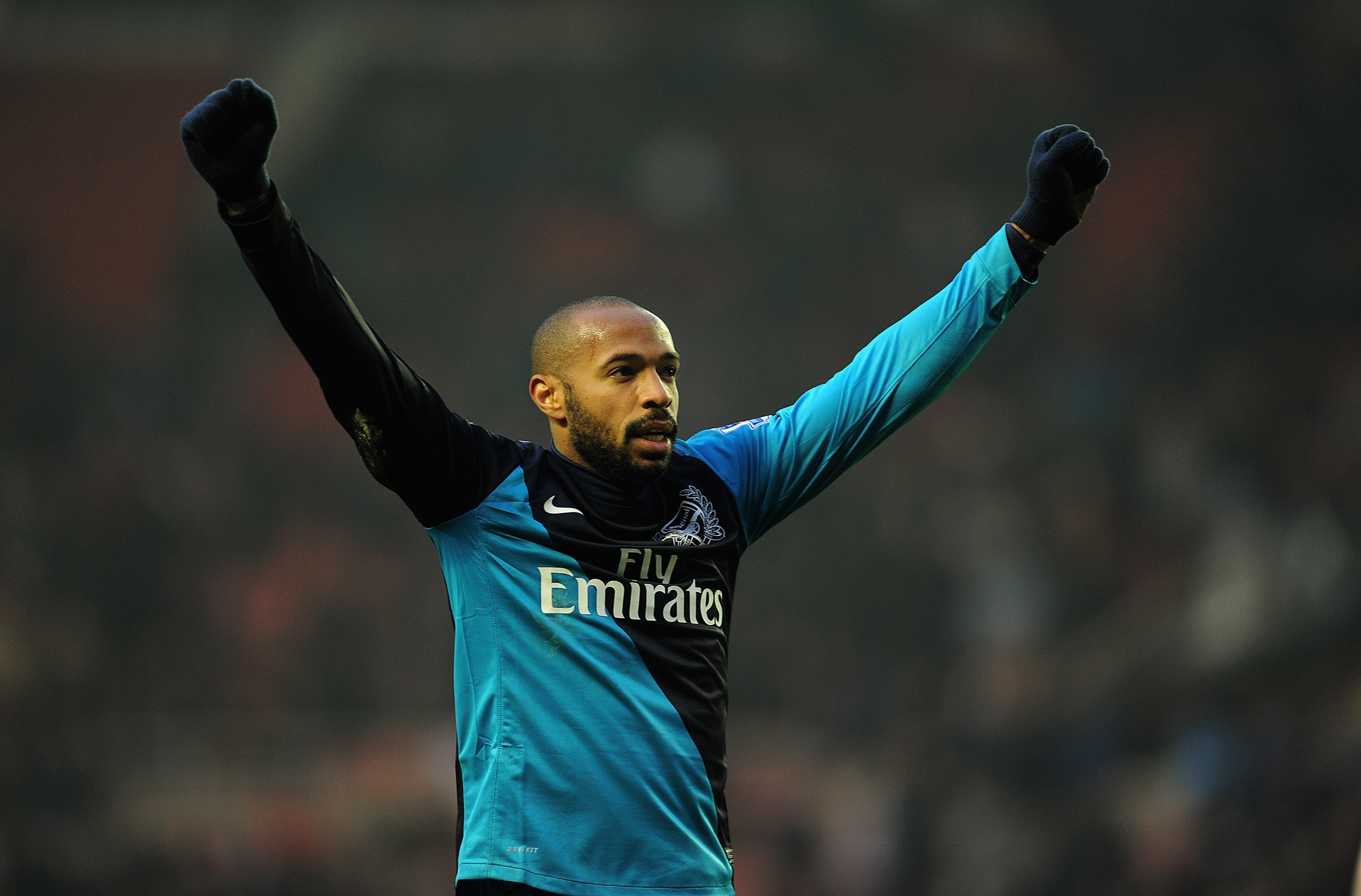 NGOÀI LỀ: Thierry Henry công khai cổ vũ Spurs  Việt Nam