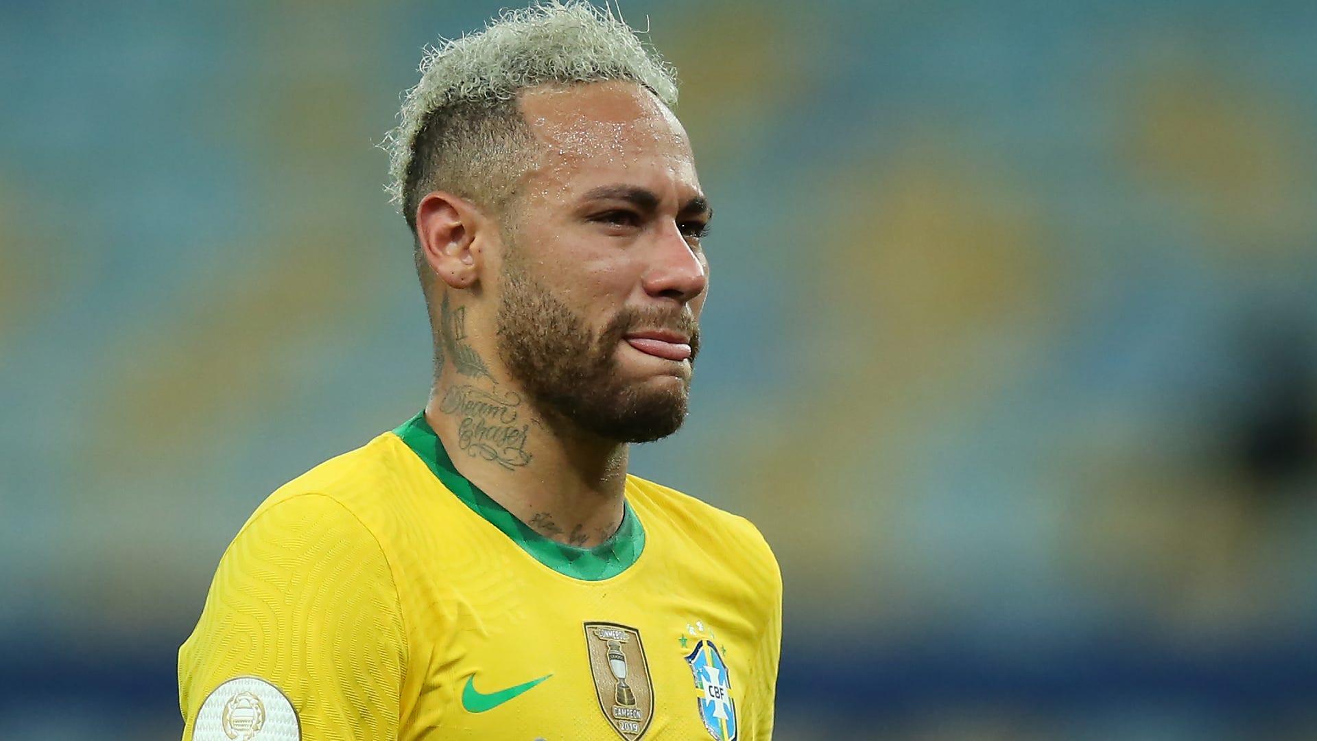 Sự nghiệp thăng trầm của Neymar