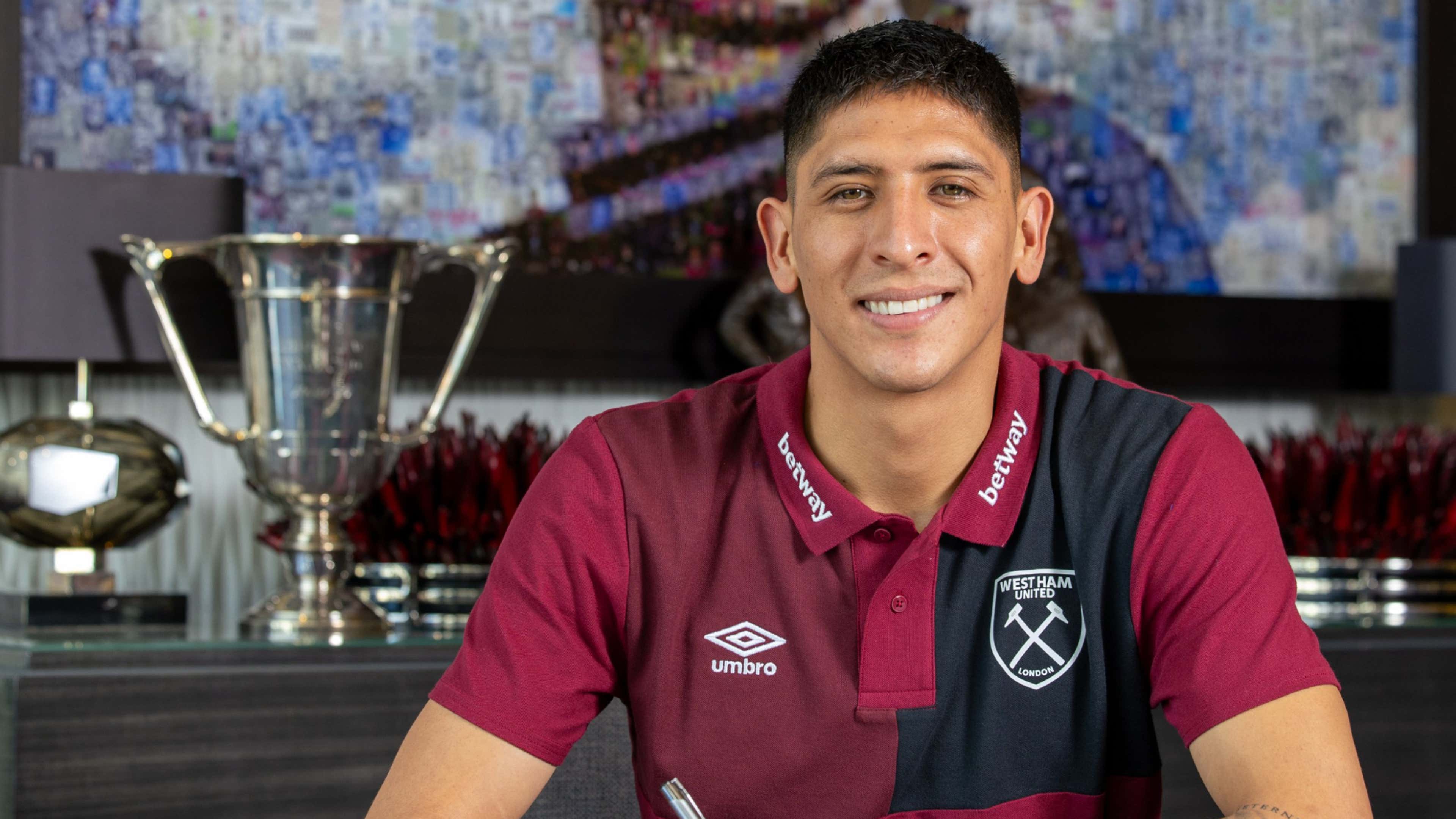 Edson Álvarez firma West Ham