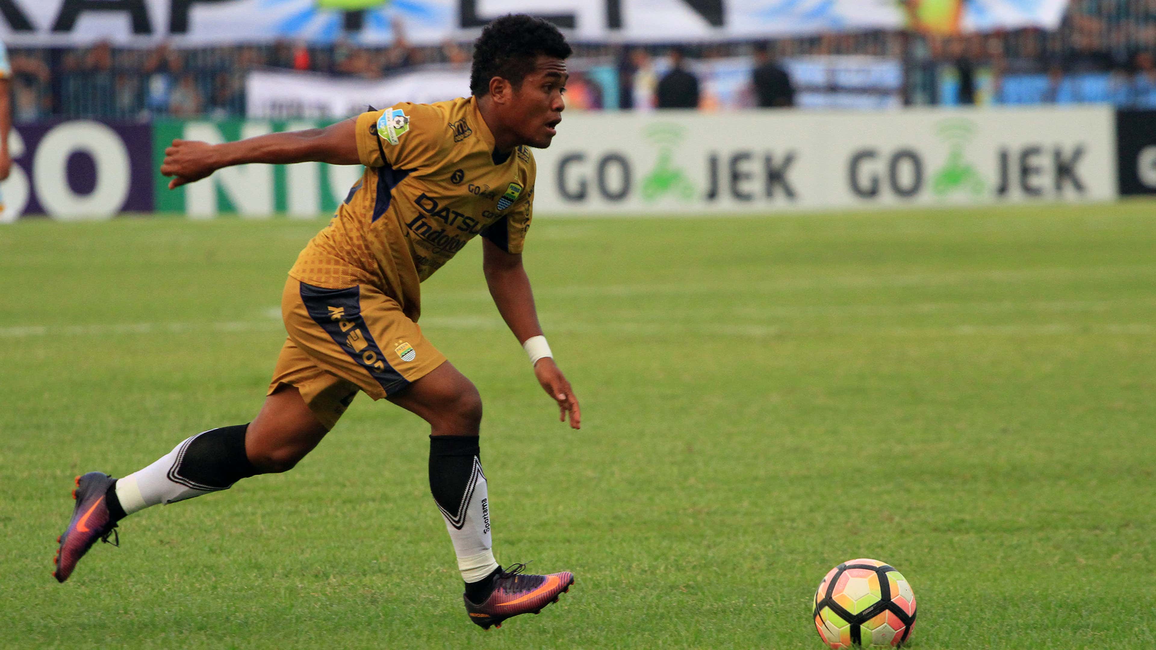 Fulgensius Billy Paji Keraf - Persib Bandung