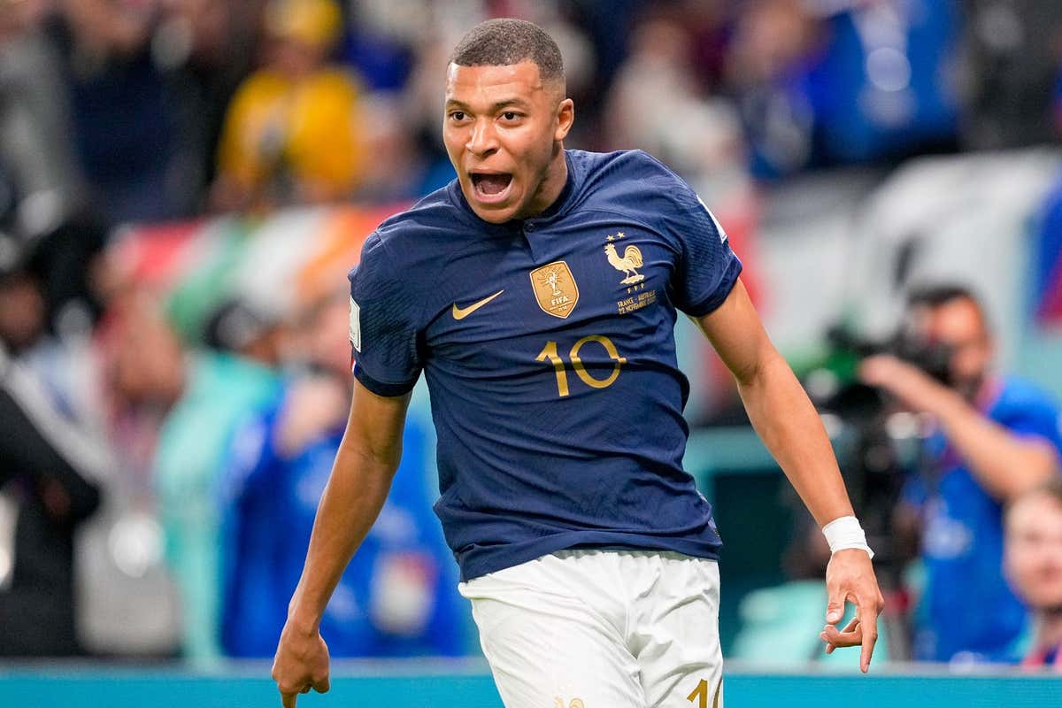 WATCH: Kylian Mbappe has lift-off! PSG star nets France's third goal as Les  Bleus pull away from Australia in World Cup group game | Goal.com