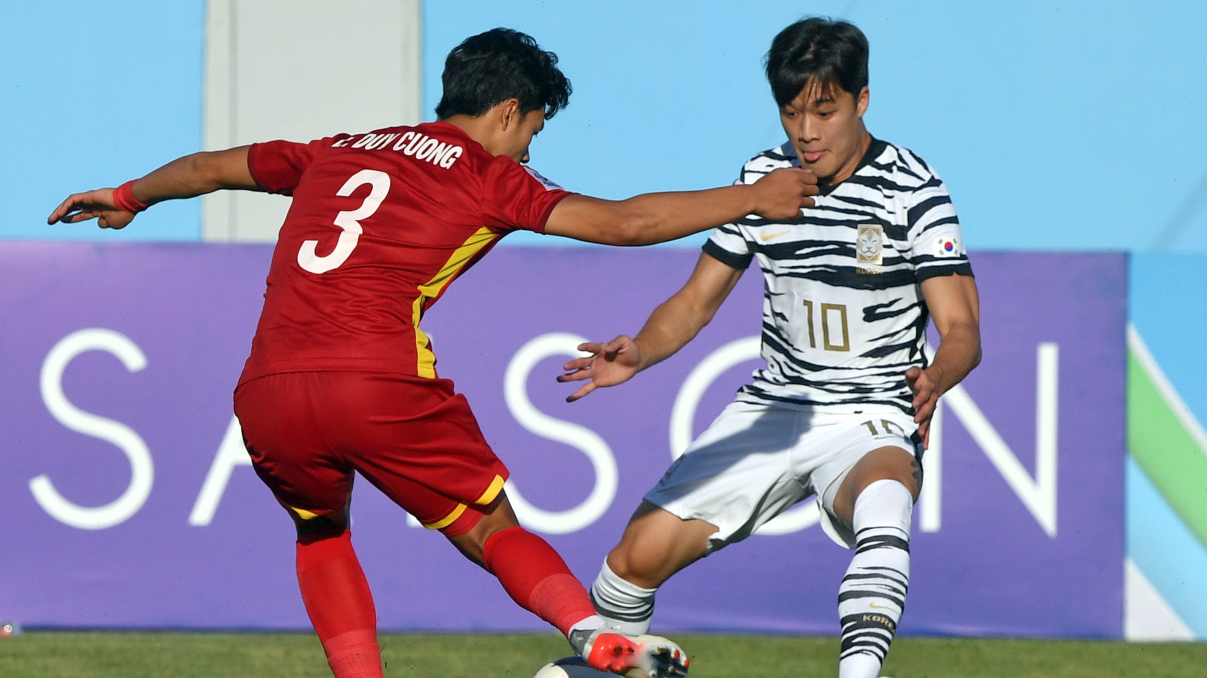 Le Duy Cuong Park Jeong-in U23 Vietnam vs U23 South Korea 2022 AFC U23 Asian Cup