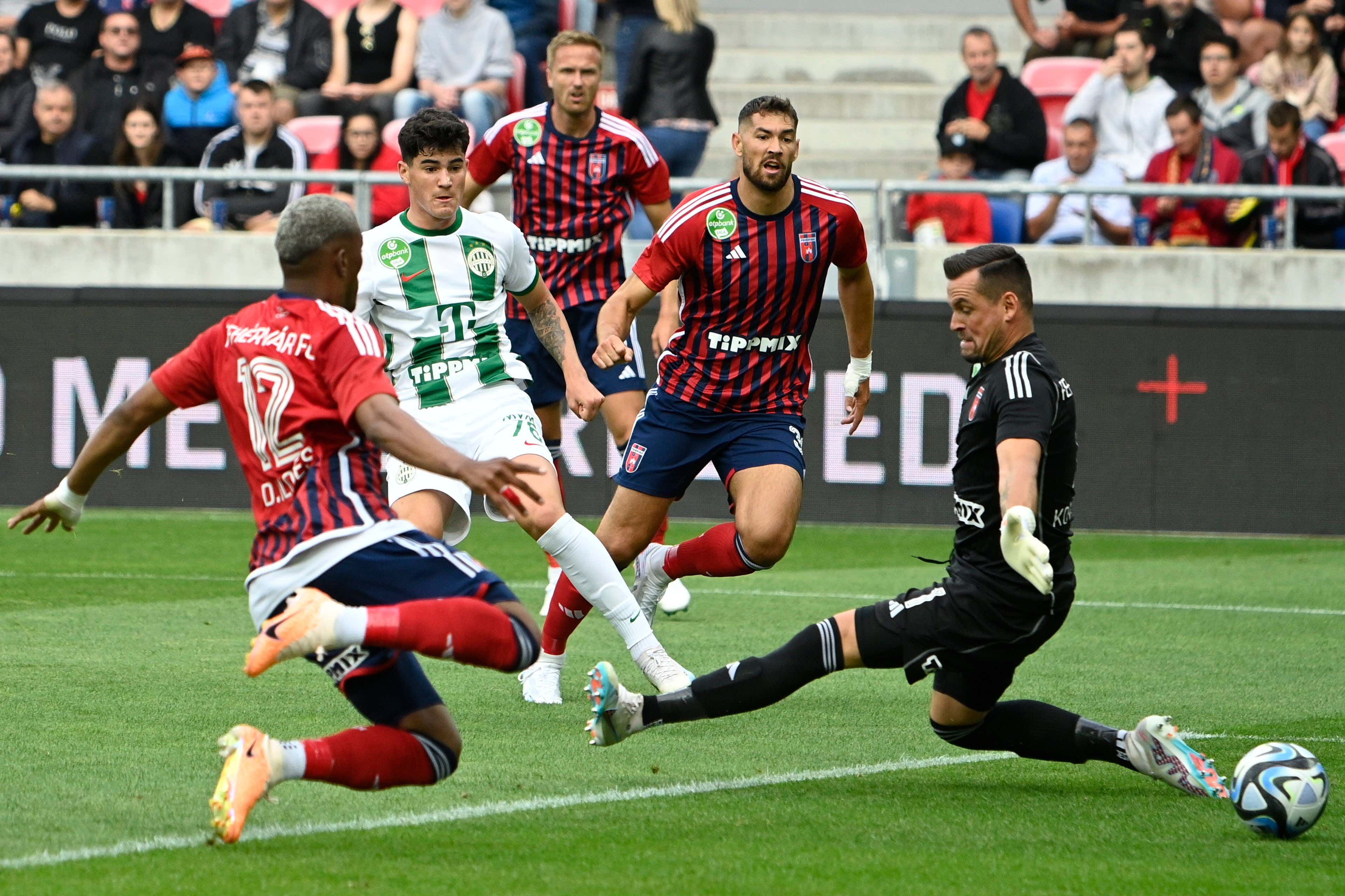 Gólzápor, fordítások - nyert a Ferencváros az idei első bajnokiján a  Fehérvár ellen | Goal.com Magyarország
