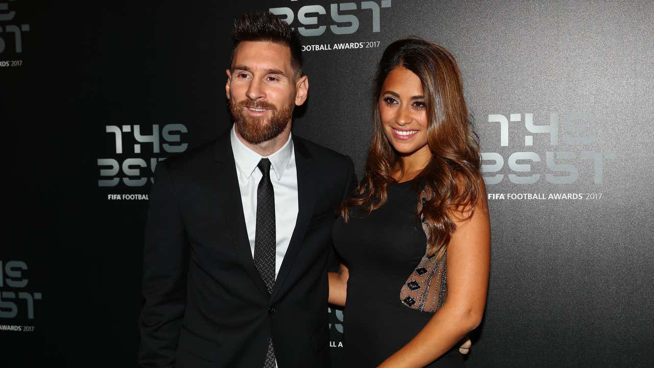Who Is Antonella Roccuzzo Everything You Need To Know About Lionel Messi S Girlfriend And Future