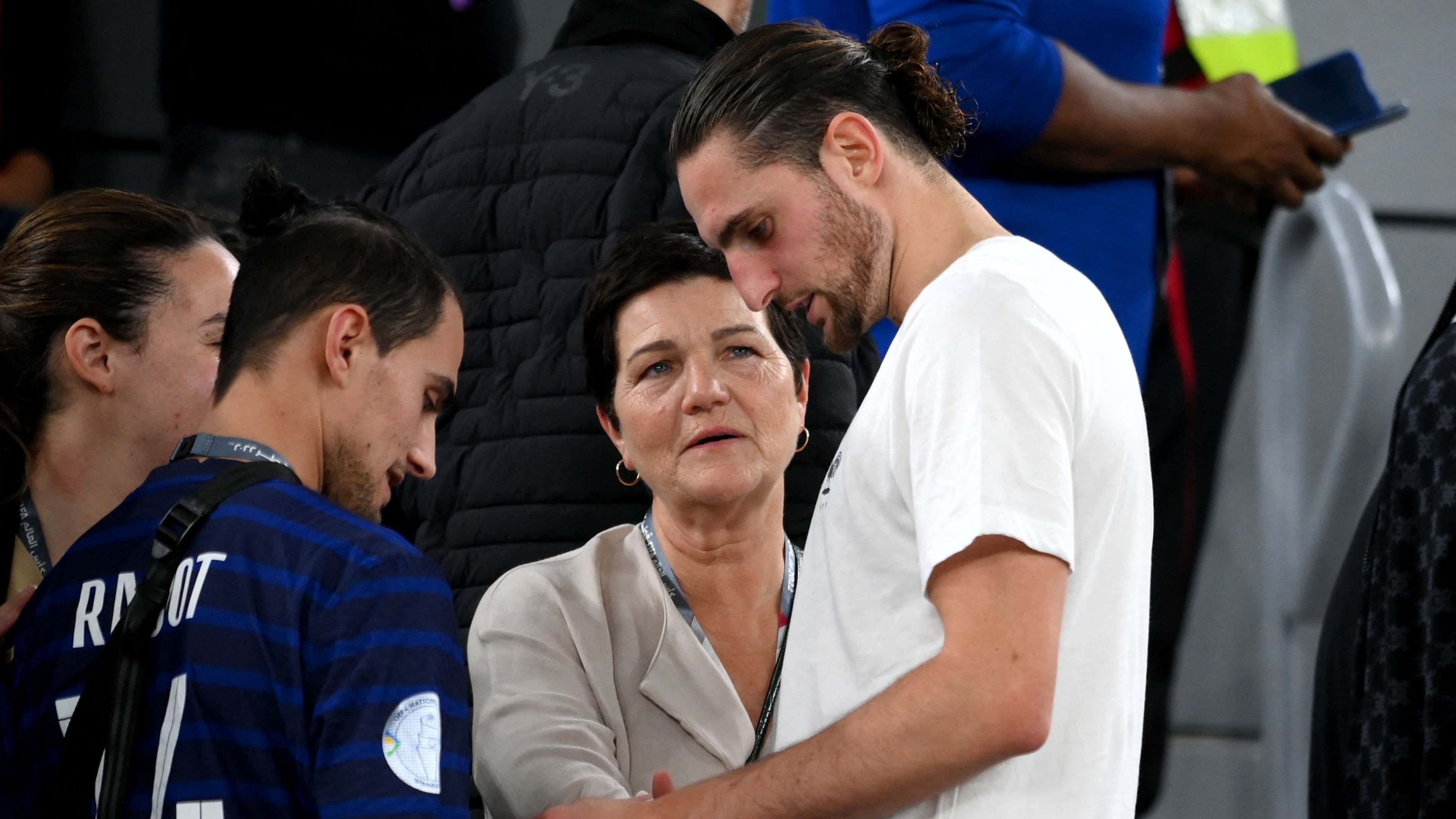 How close was Adrien Rabiot to joining Man Utd? Mother and fearsome agent  Veronique opens up on failed summer transfer | Goal.com UK