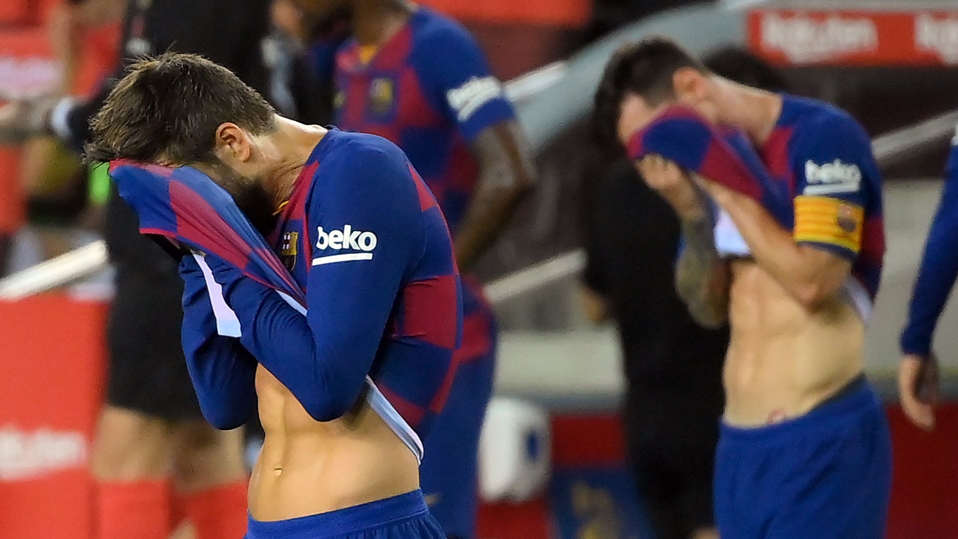 Gerard Pique Lionel Messi Barcelona 2019-20