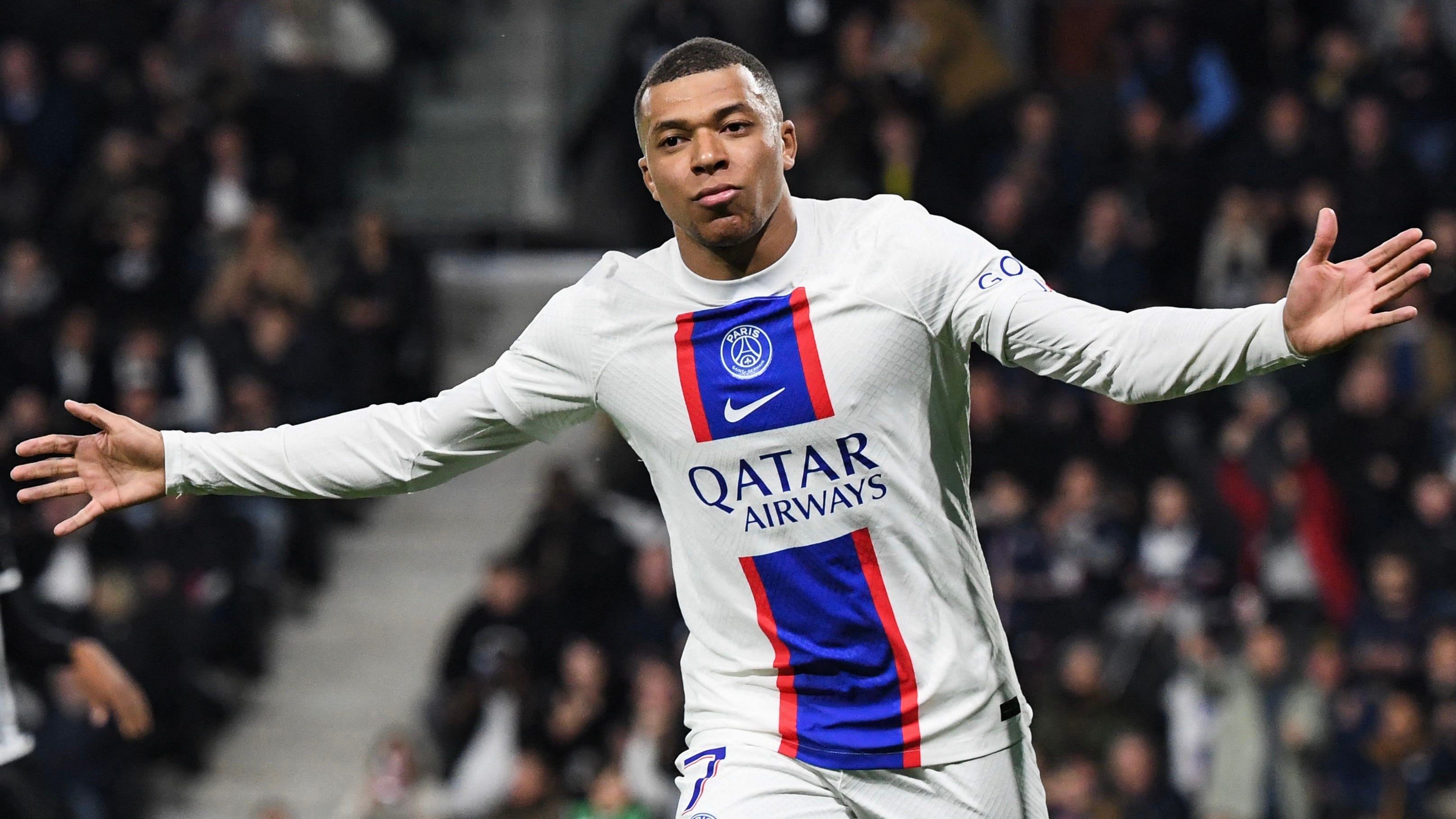 Kylian Mbappe has been PSG’s shining light in a season of chaos – Real Madrid would be mad not to eventually sign him | Goal.com UK
