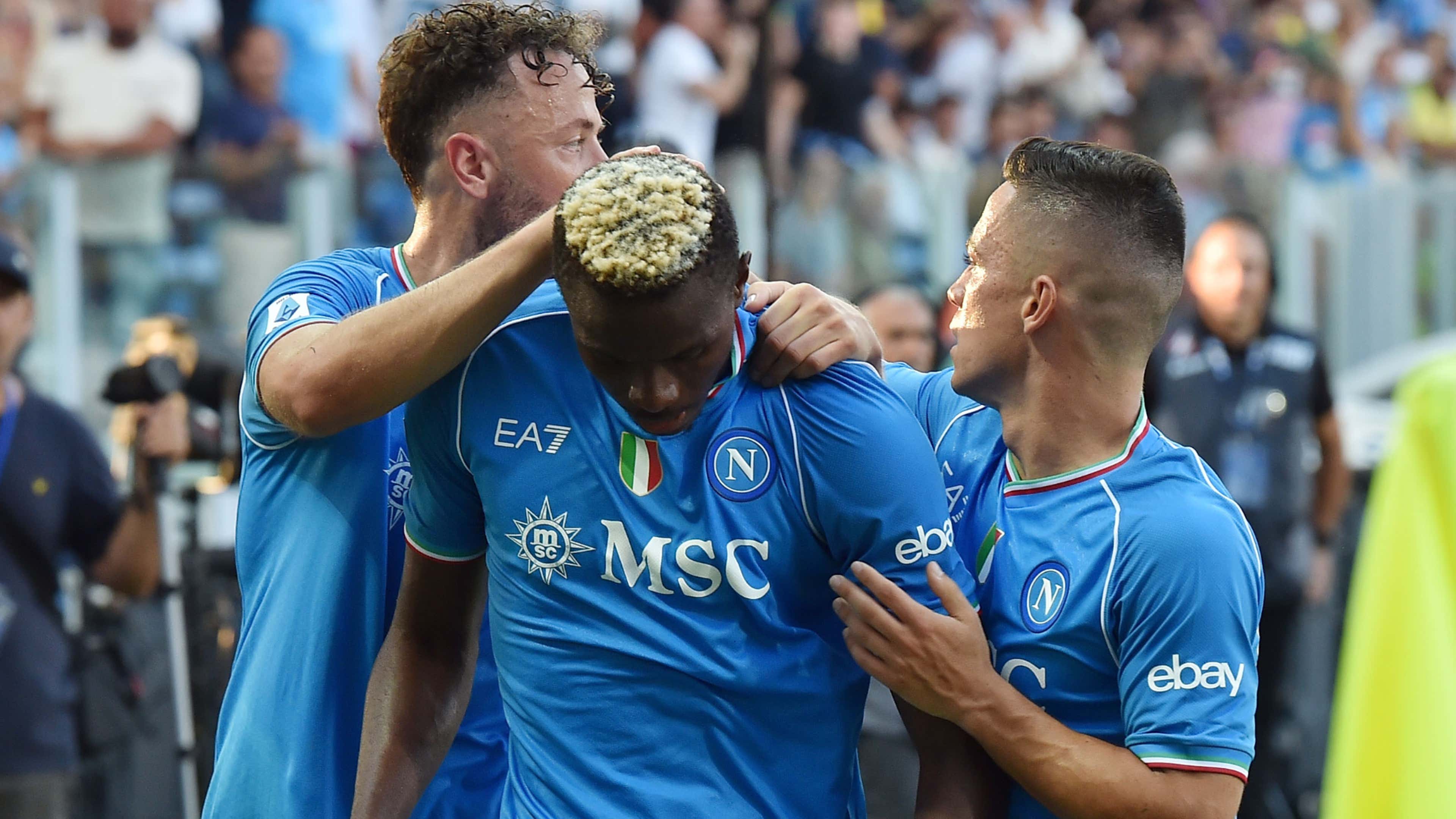 Napoli celebrating Frosinone Serie A