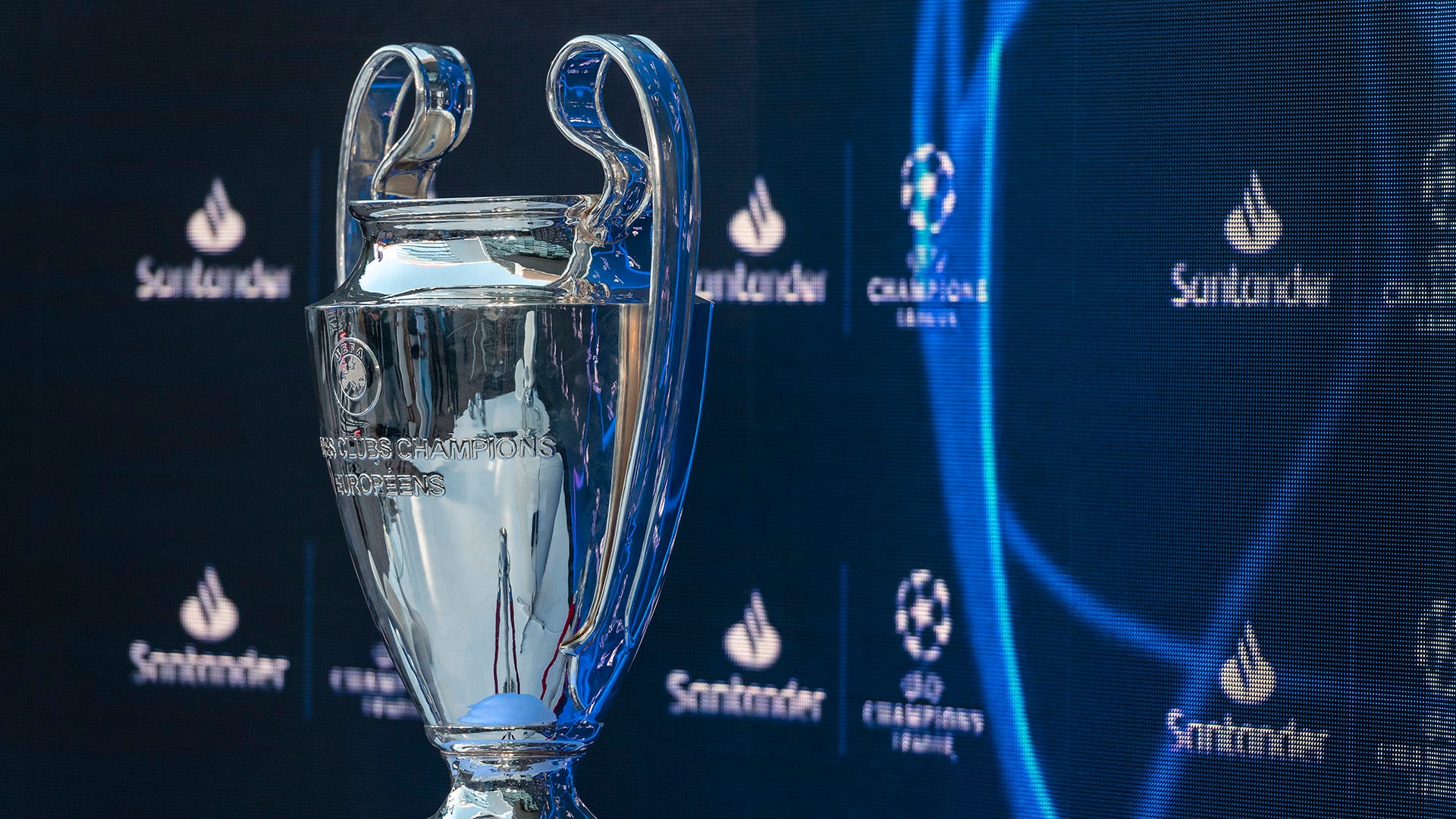 Qual é a premiação em dinheiro da Champions League?
