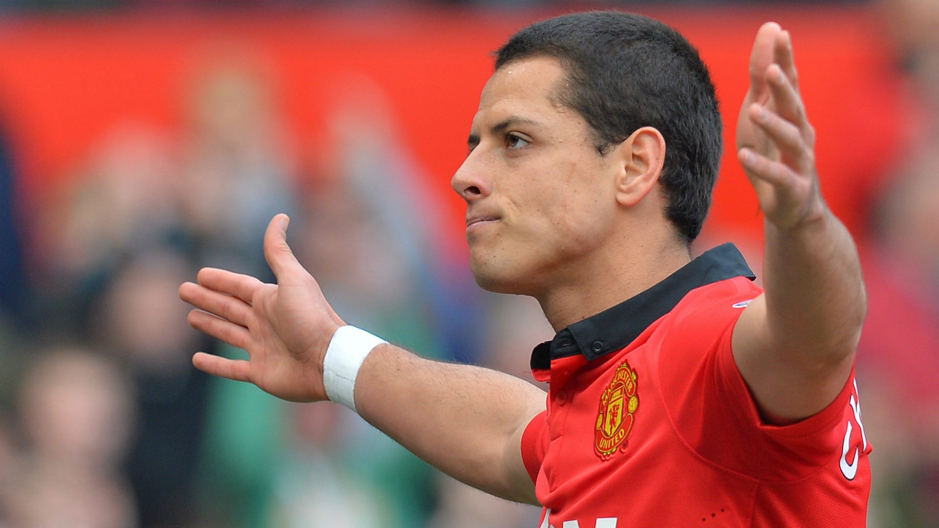 Chicharito reflects on 'bittersweet' Man Utd spell & refuses to rule out return to Europe from MLS | Goal.com