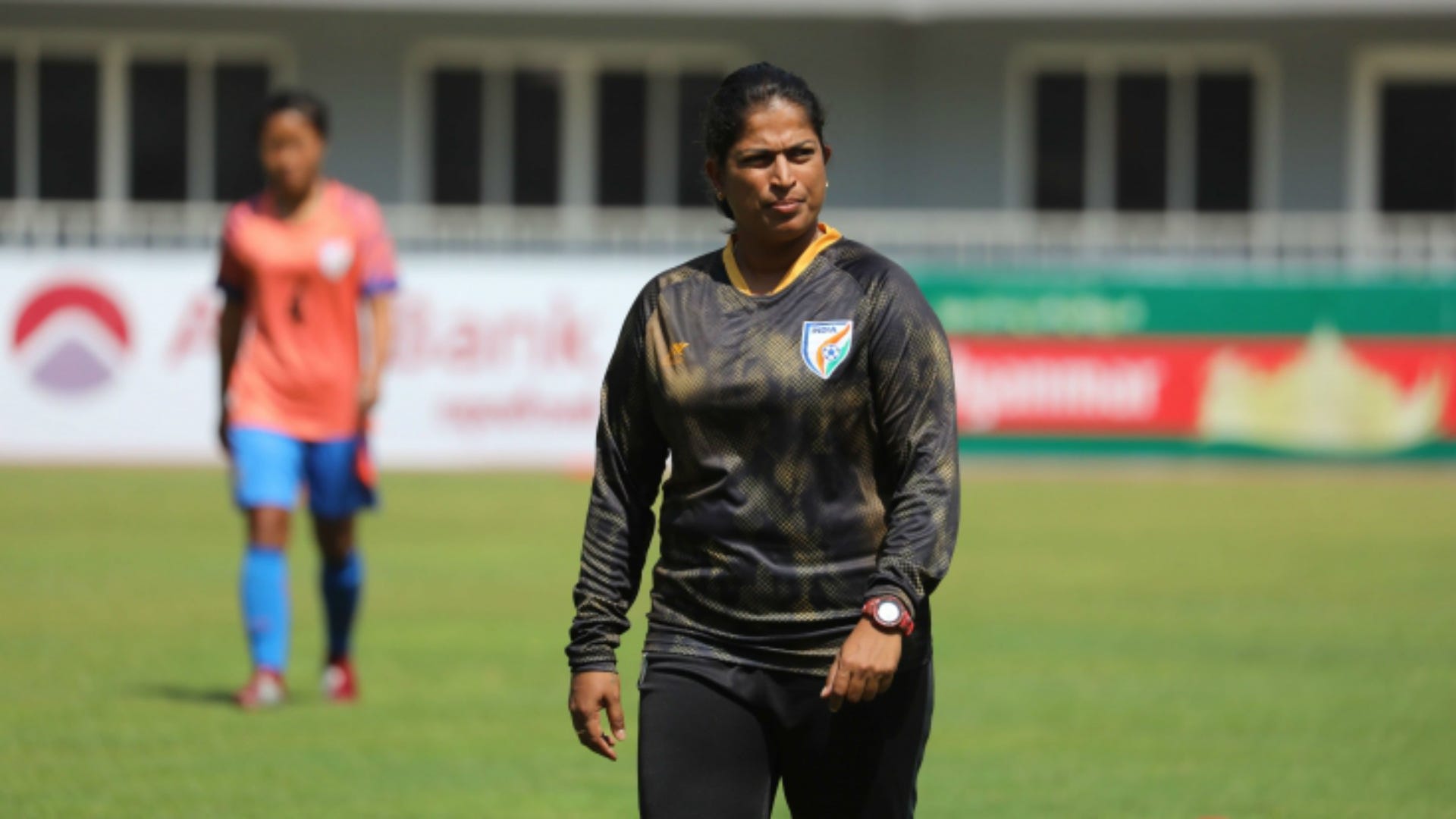 Trailblazing Maymol Rocky wants to see more women coaches in India |  Goal.com English Bahrain